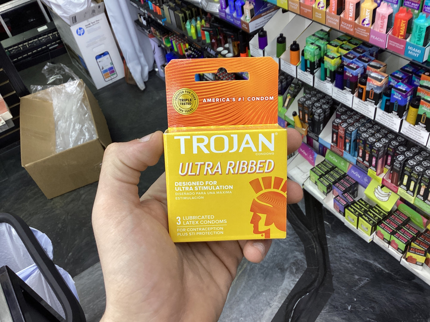 Trojan magnum condoms
