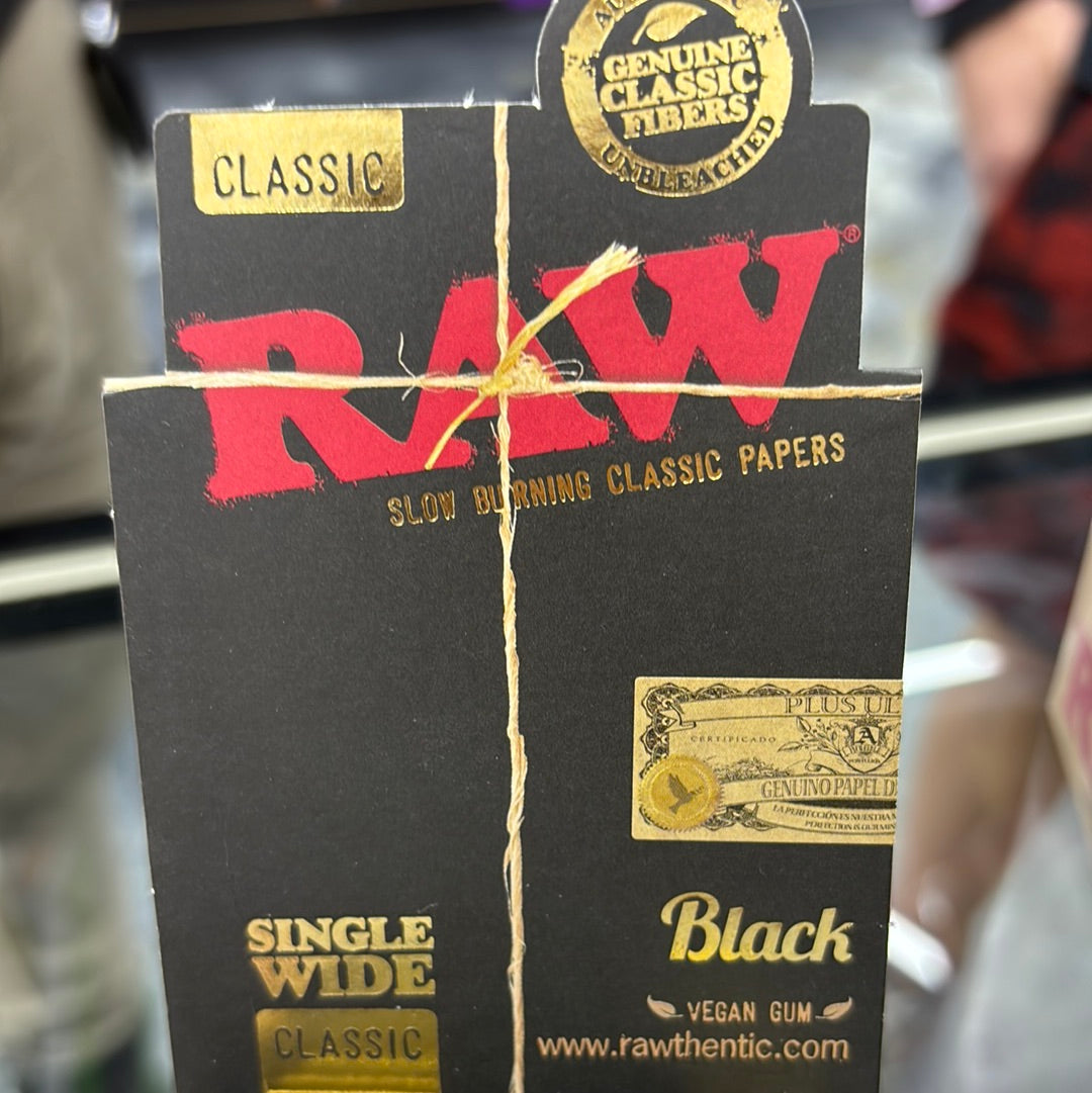 Raw black, single wide, rolling papers