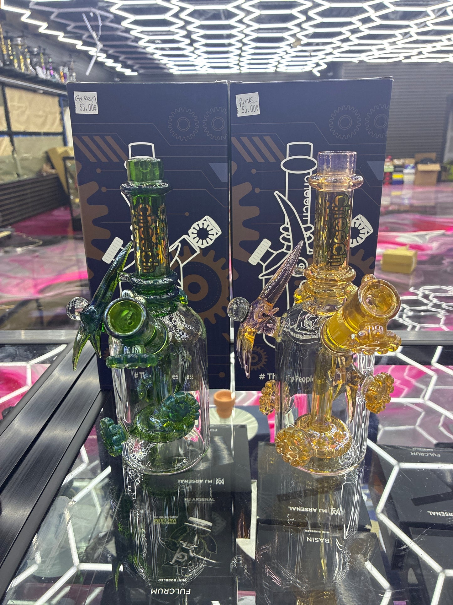 Cheech water pipe ch-260 fumed grinding gears