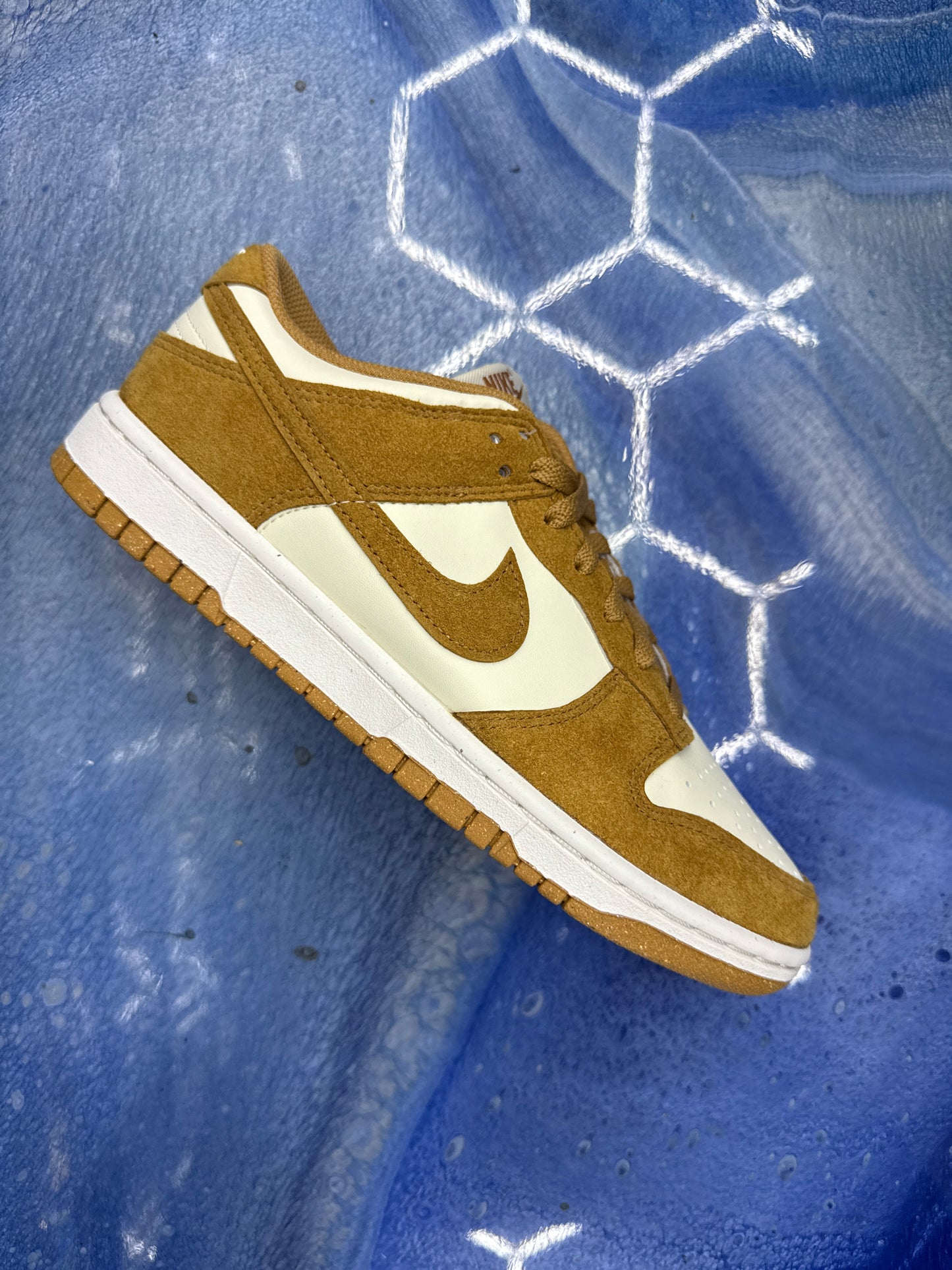 Nike dunk low Next nature Flax Coconut milk (women’s) size 8.5