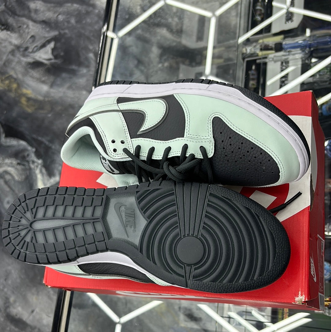Nike dunk low retro PRM DK Smoke, gray/barely green grass fume fonce/very discrete size 9.5