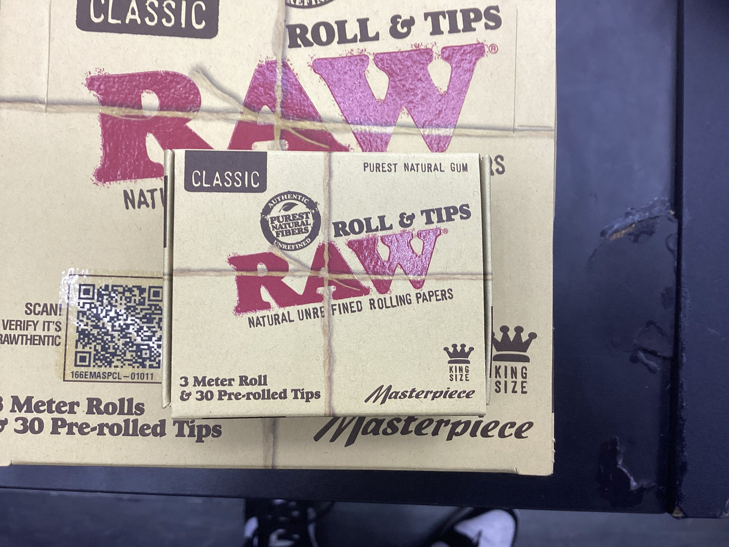 Raw masterpiece king size (rolls and tips)