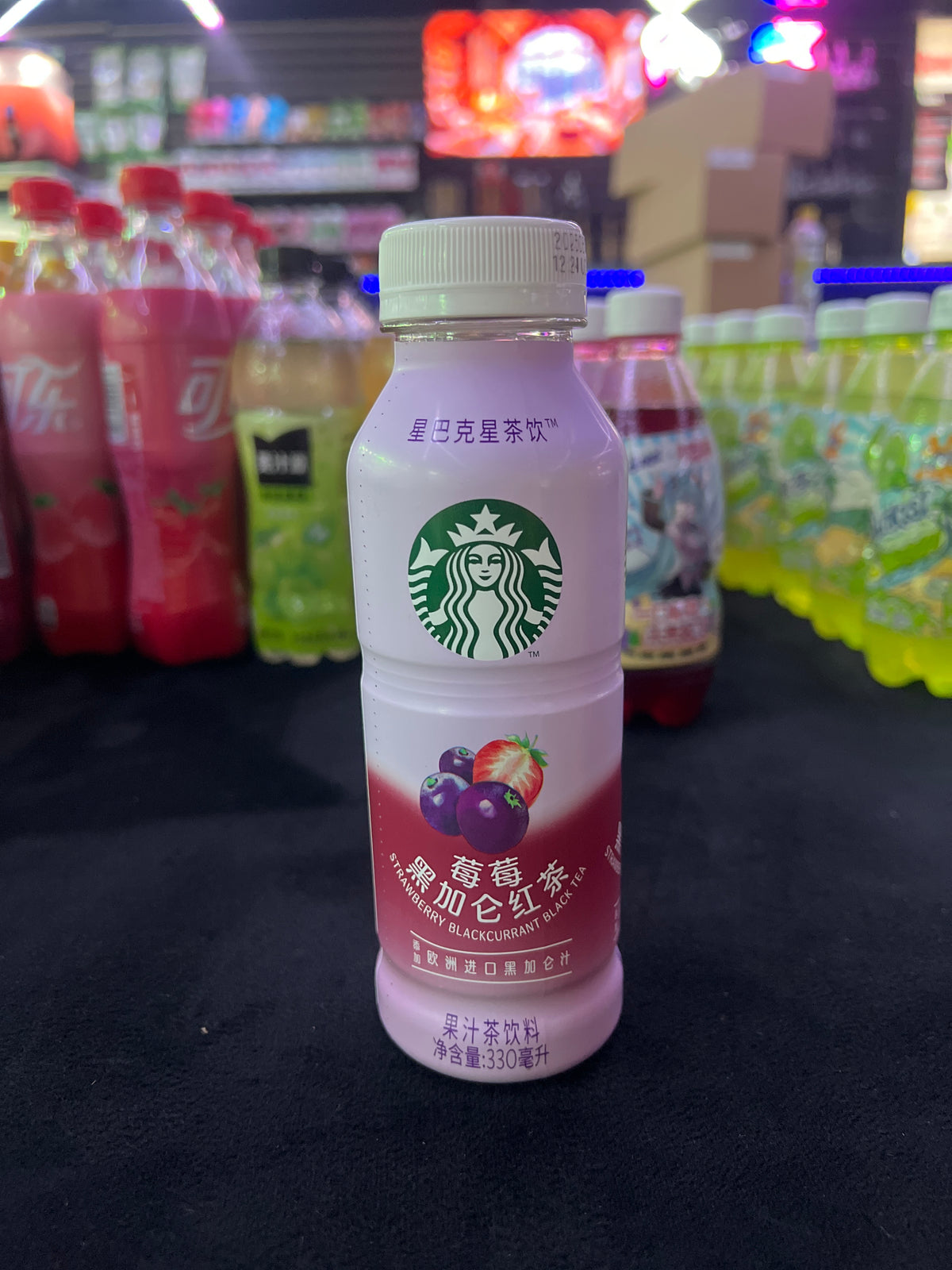 STARBUCKS 330ML JUICE TEA DRINK | STRAWBERRY BLACKBERRY
BLACK TEA
