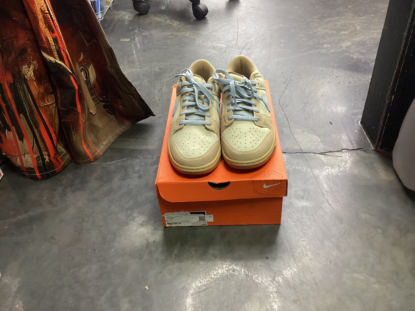 Nike dunk low light brown/ light blue suede Men’s size 10