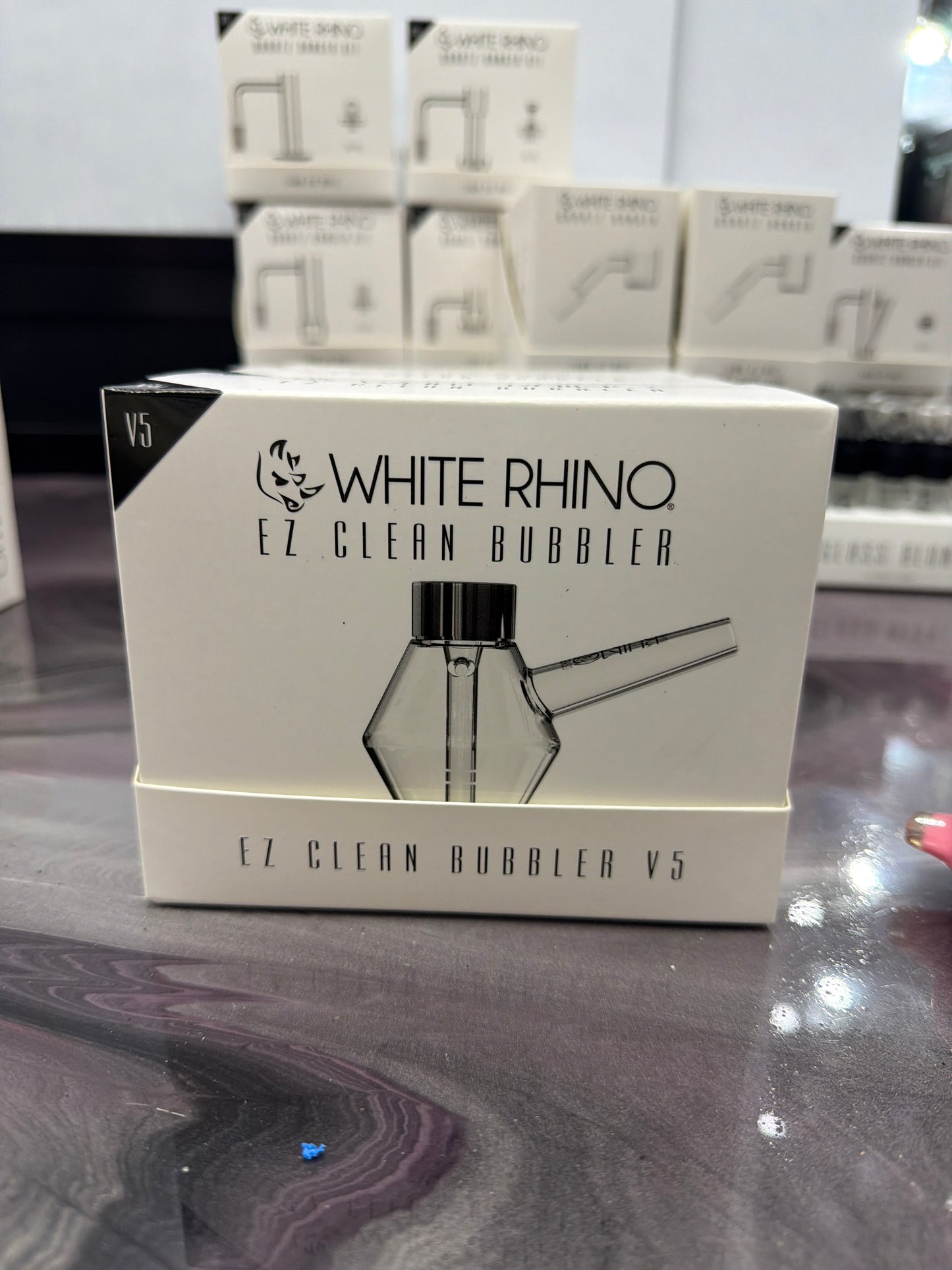 WHITE RHINO EZ Clean Bubbler 2nd
Edition Waterpipe - V5