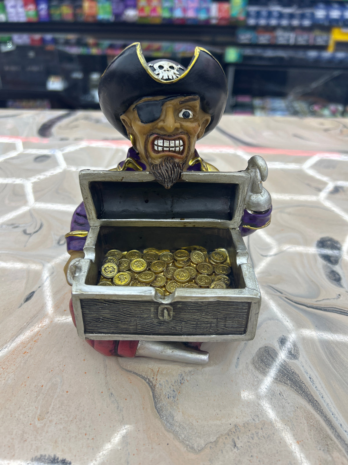 Fujima ash trey polystone pirate w/chest of gold