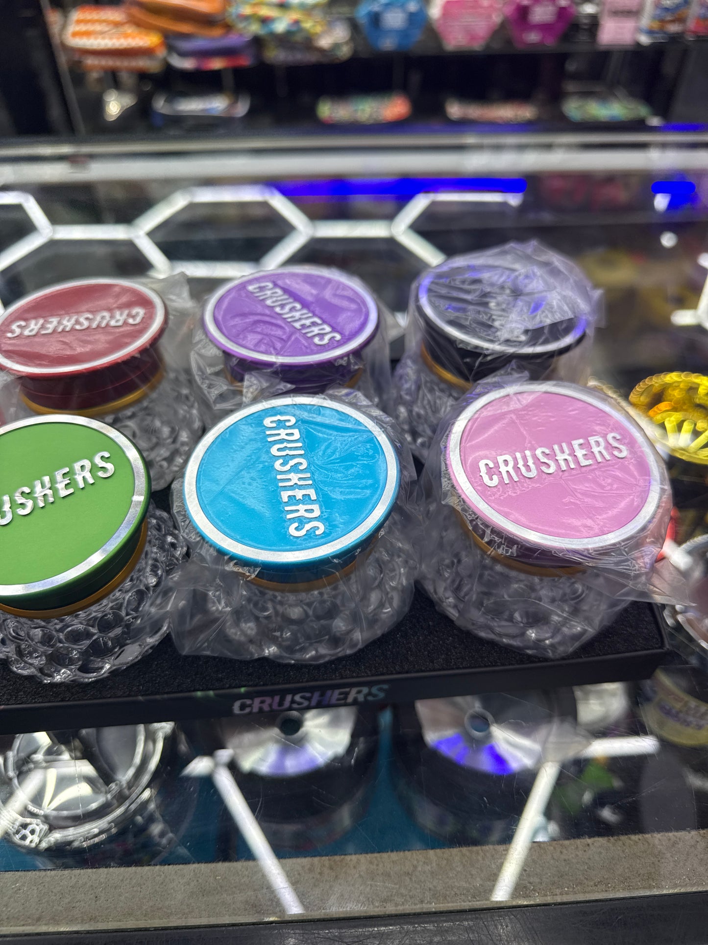 Crusher grinder with container