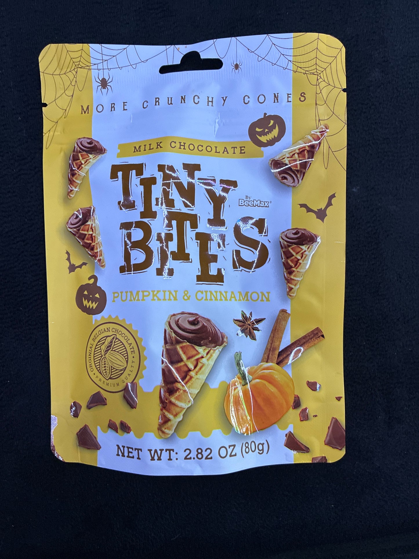 TINY BITES MILK CHOCOLATE PUMPKIN & CINNAMON 2.82oz