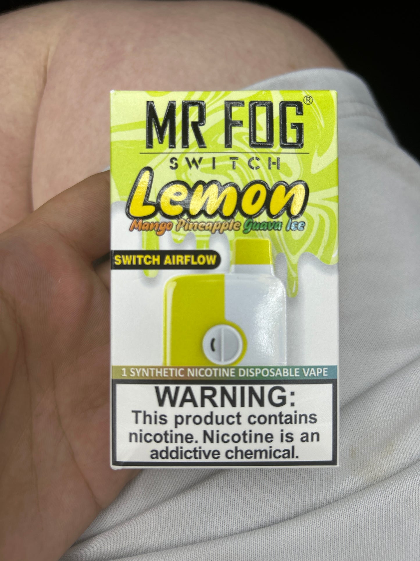 Mr fog switch 5500 hits lemon mango pineapple guava ice