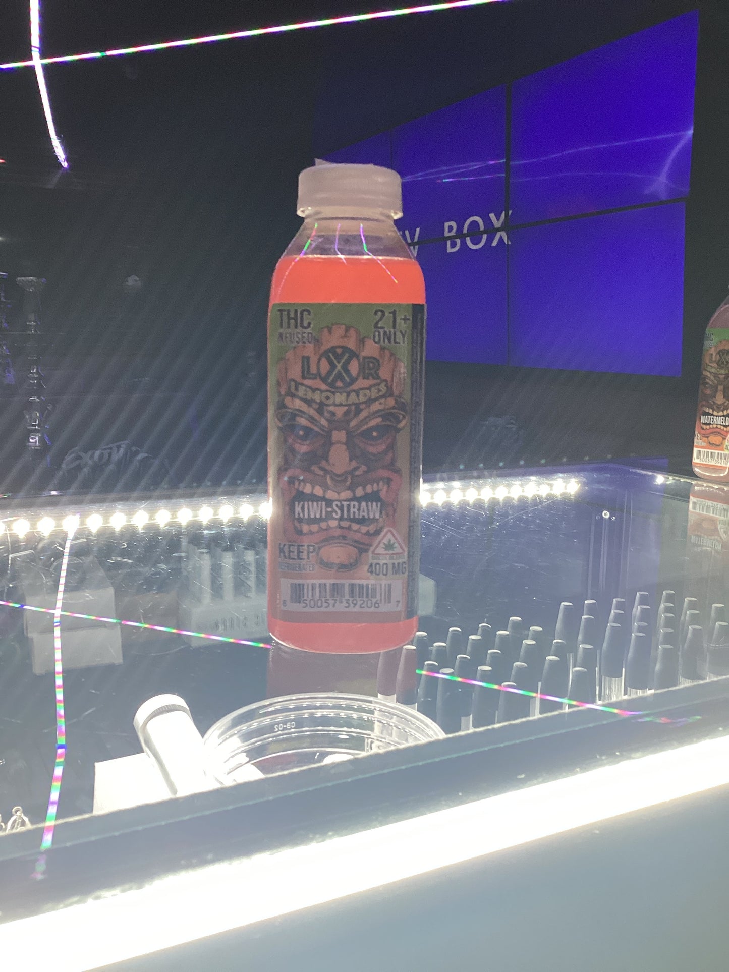 LXR thca infused kiwi-straw lemonade