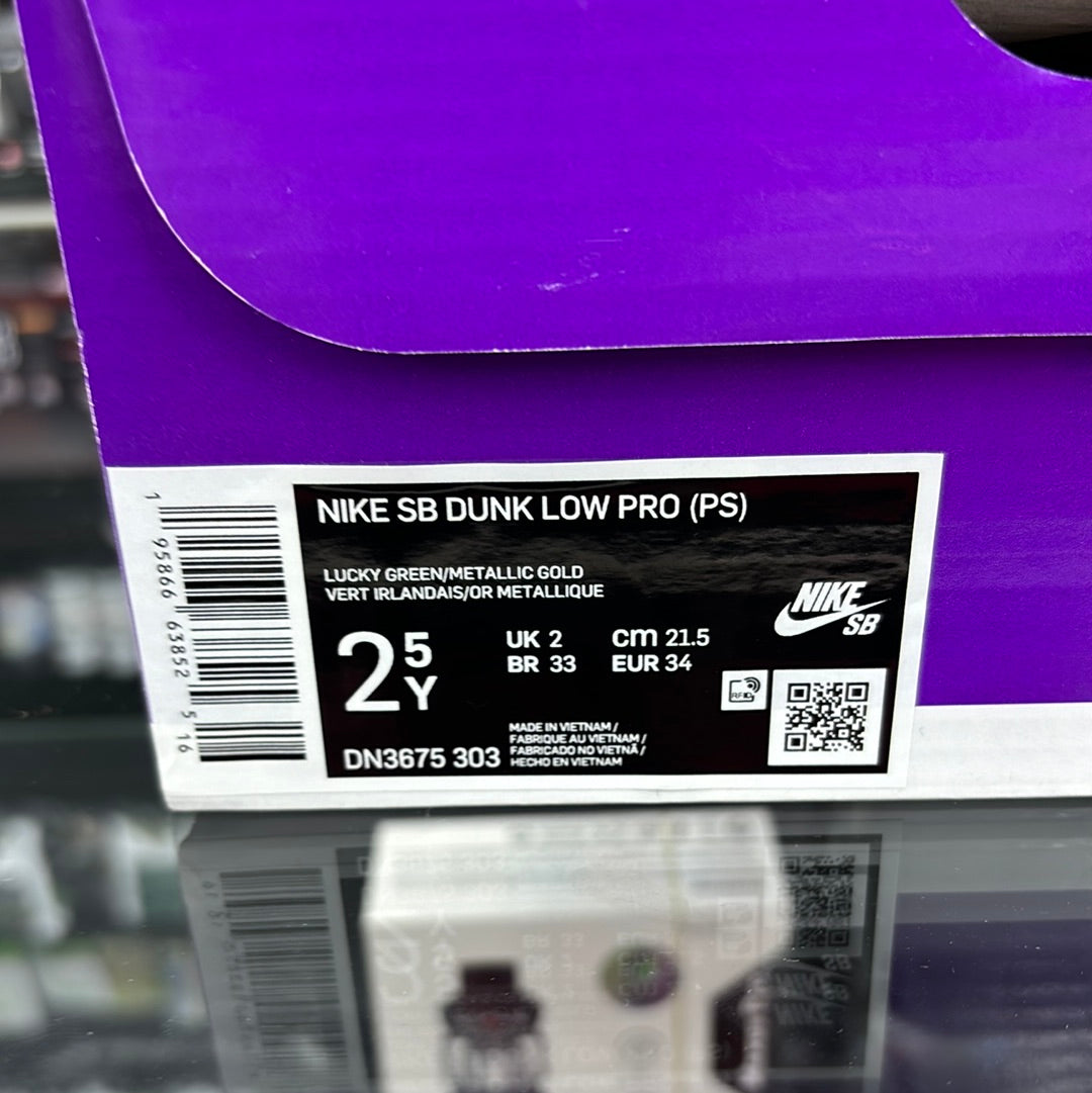 Nike SB dunk low pro lucky green/Meta green 2 5Y