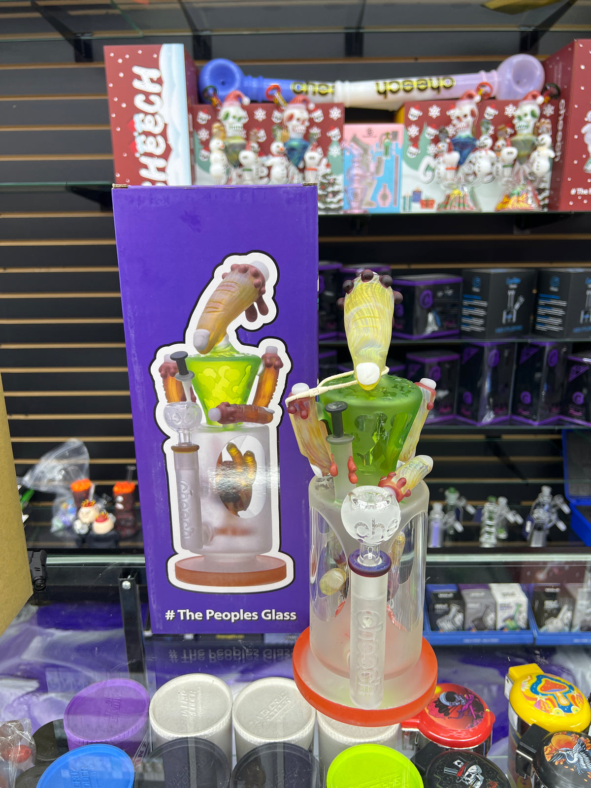 Cheech Glass 12.5″ Zombie Hand’s Smoke Break