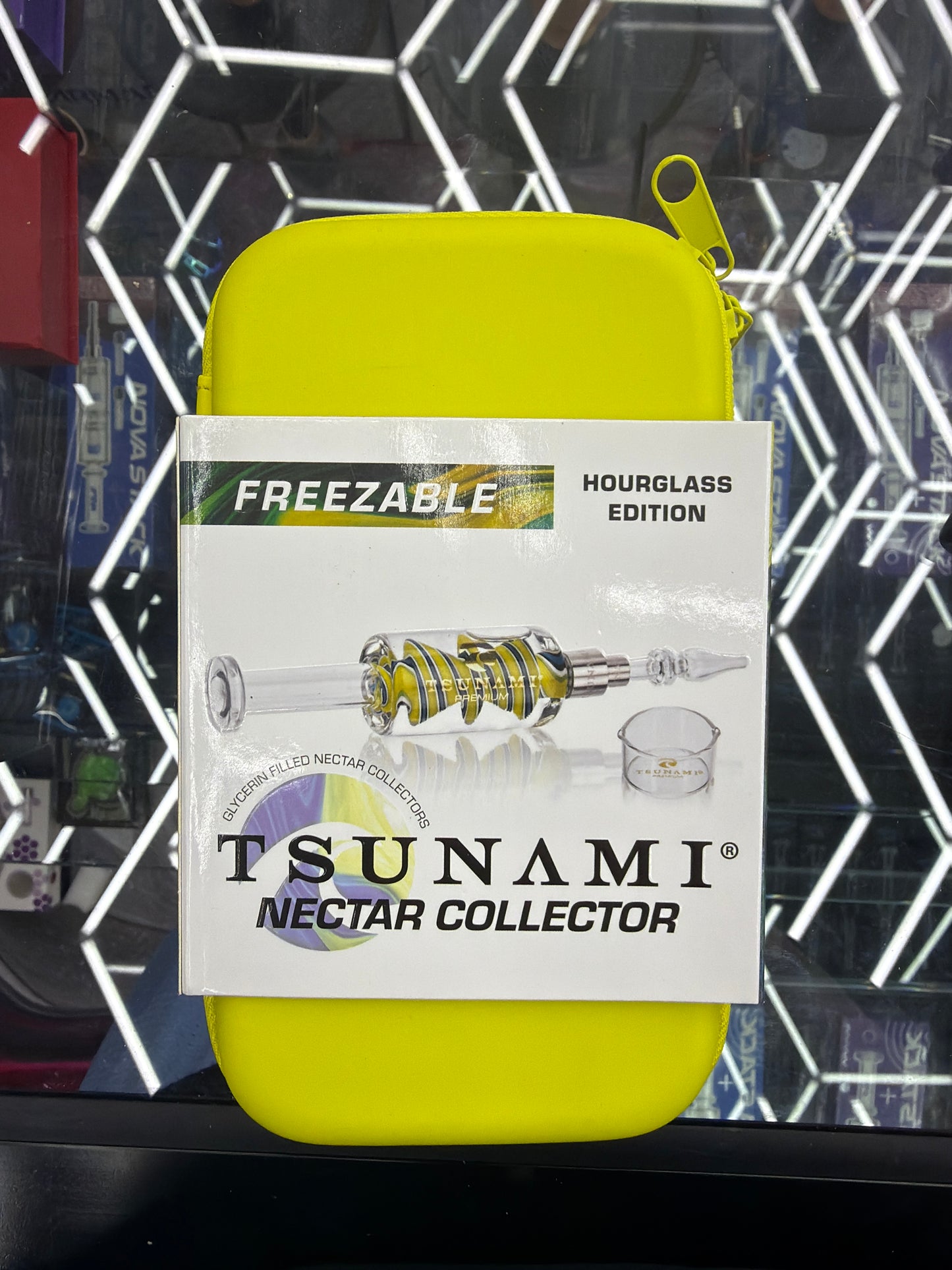 Tsunami freezeable nectar collector hourglass edition Yellow