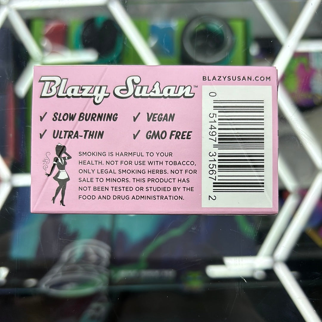 Blazy susan 1 1/4 papers + papers + trey