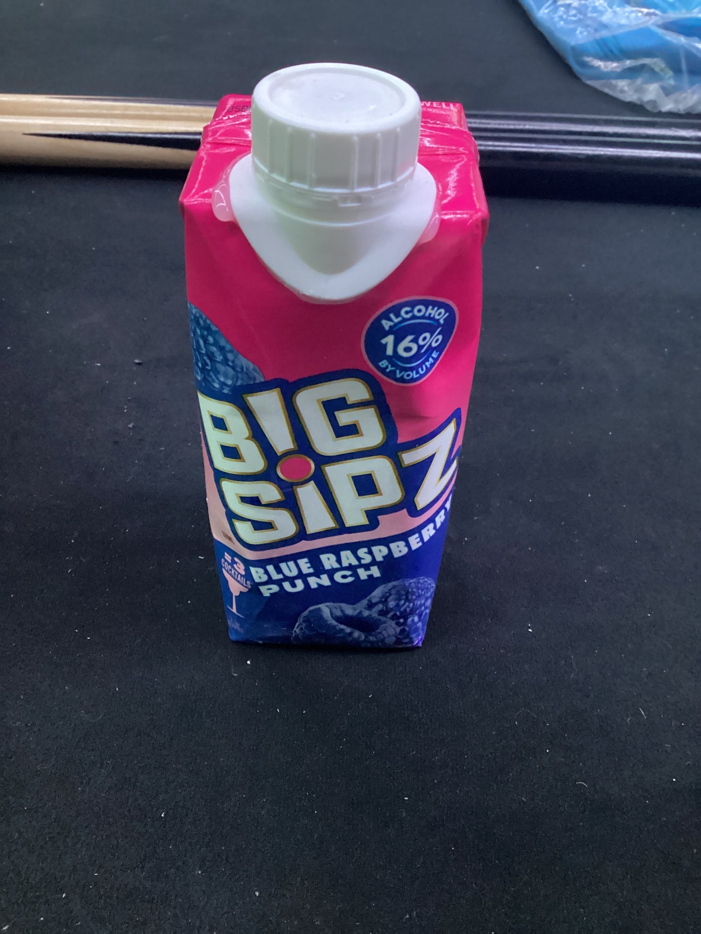 Big sipz blue raspberry punch