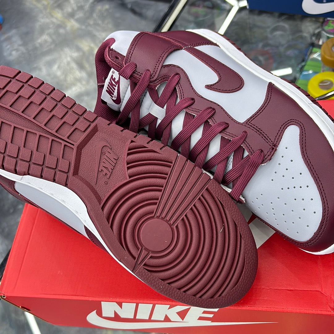 Nike dunk hi retro dark beetroot/dark beetroot size 9.5m