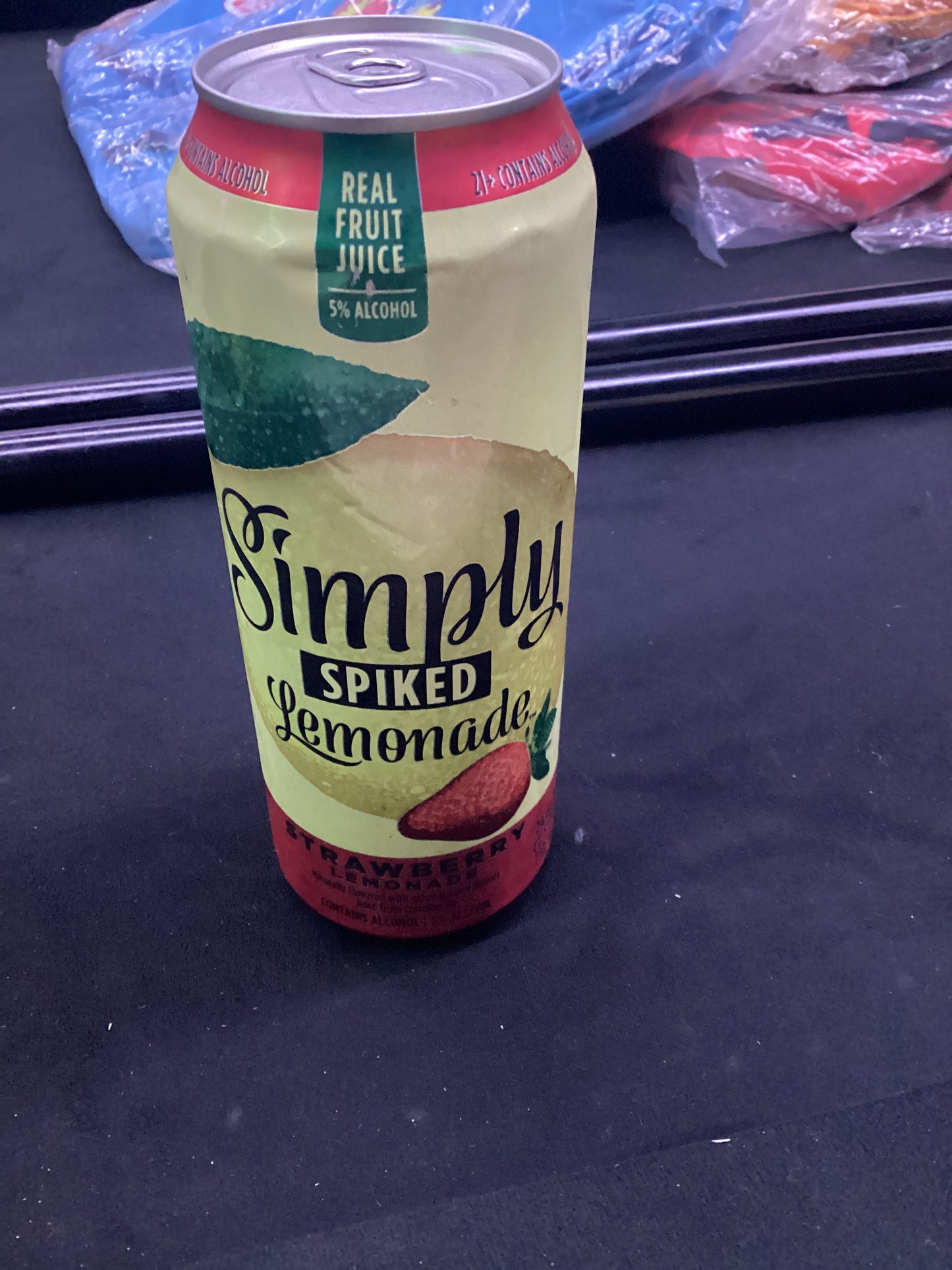 Simply lemonade strawberry tall boy 24oz