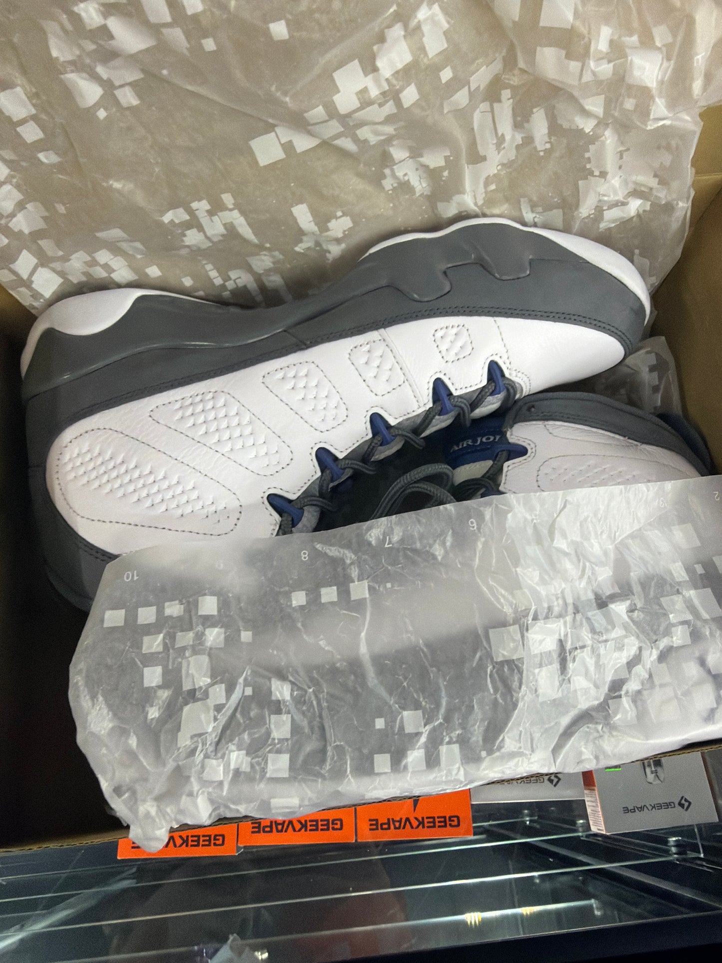 Jordan 9 Retro Flint Grey French Blue (2026)