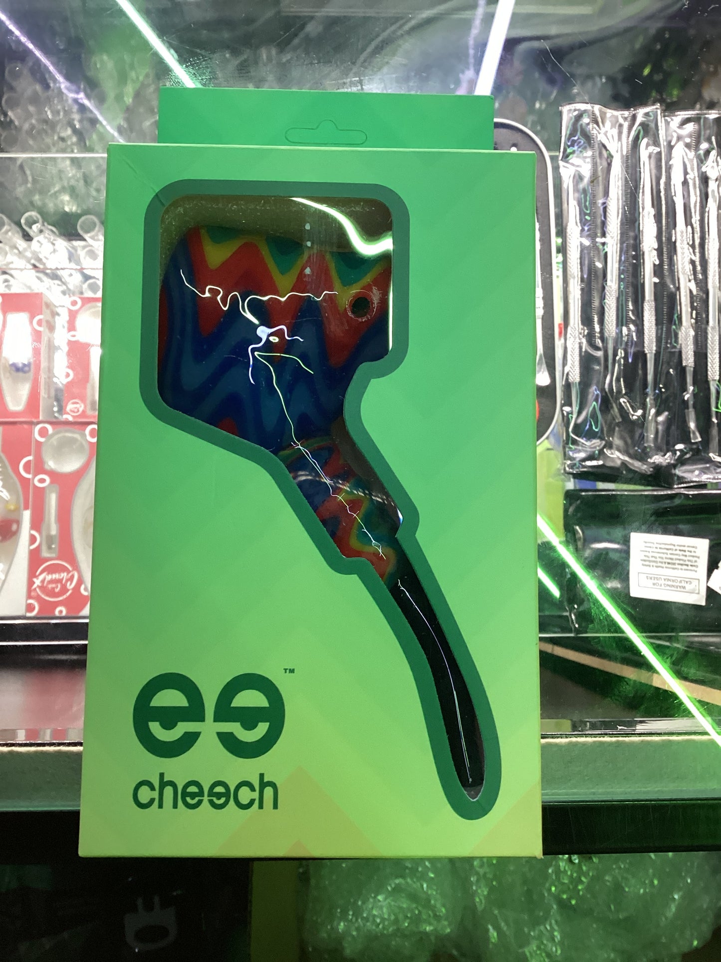 Cheech 5.1 in zig wag color hand pipe
