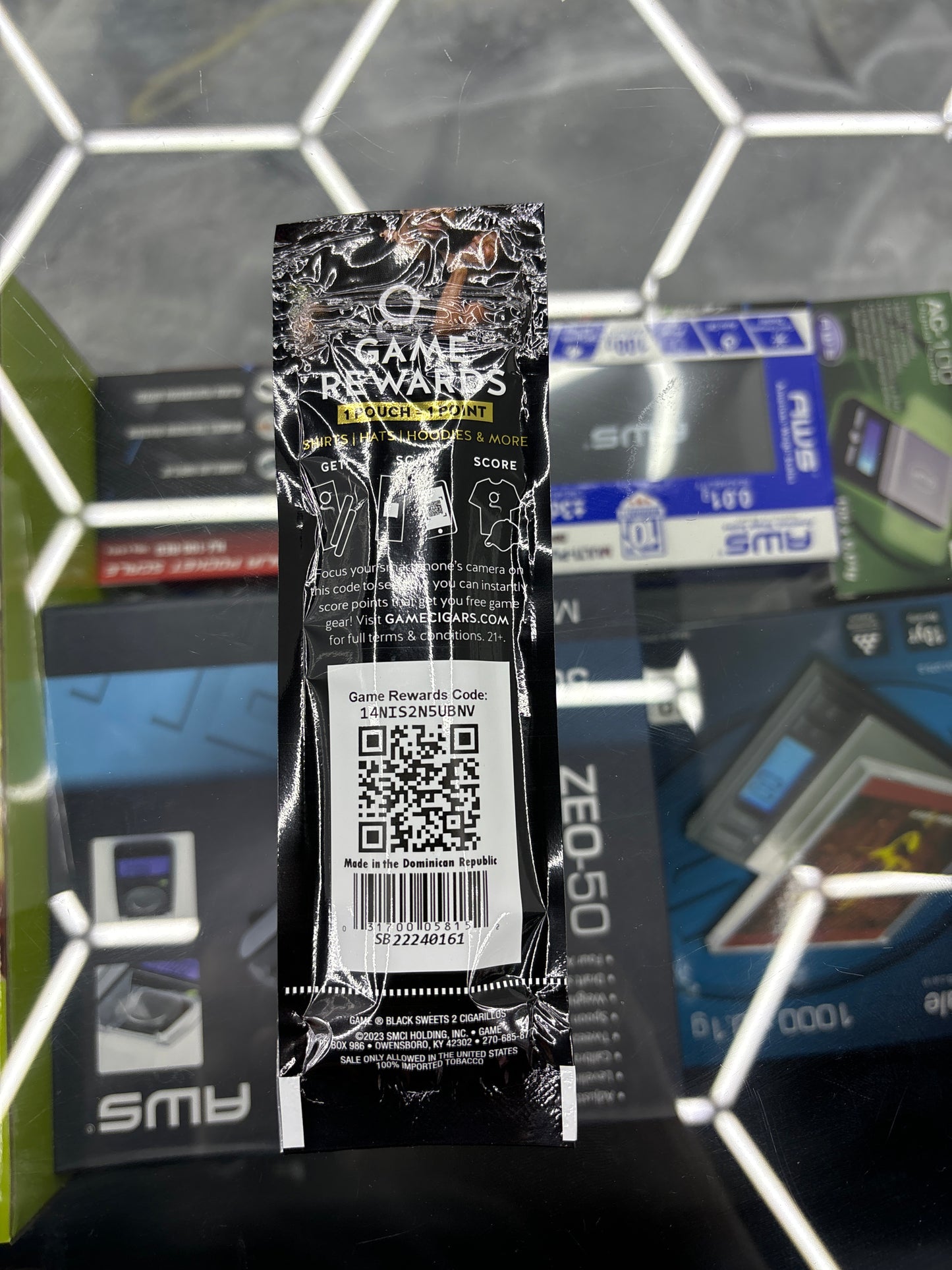 Game black sweets cigarillos