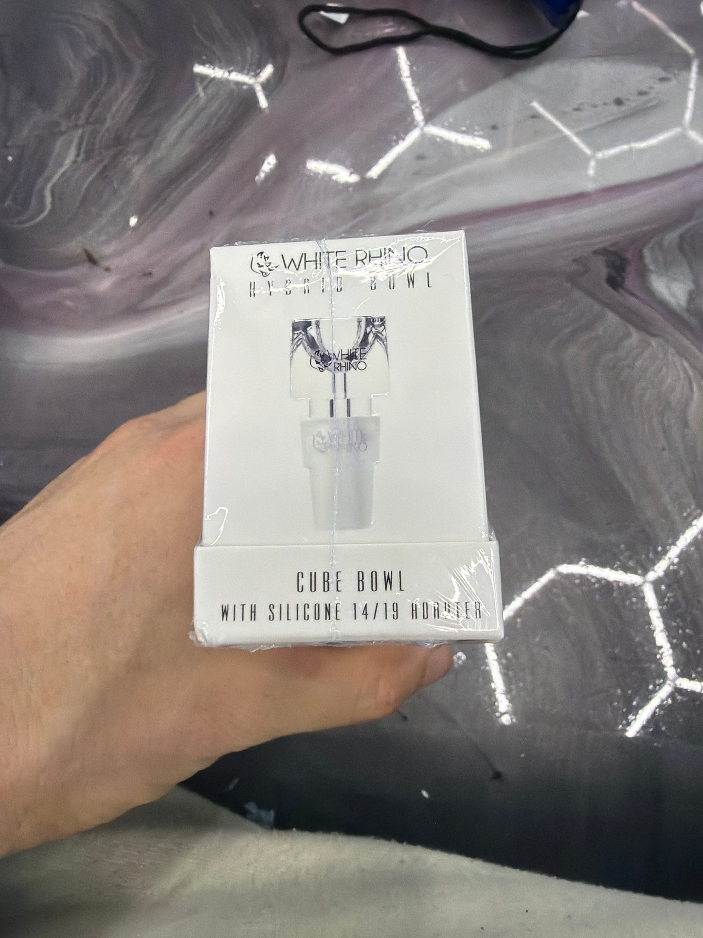 White Rhino 14/19 male hybrid cube bowl