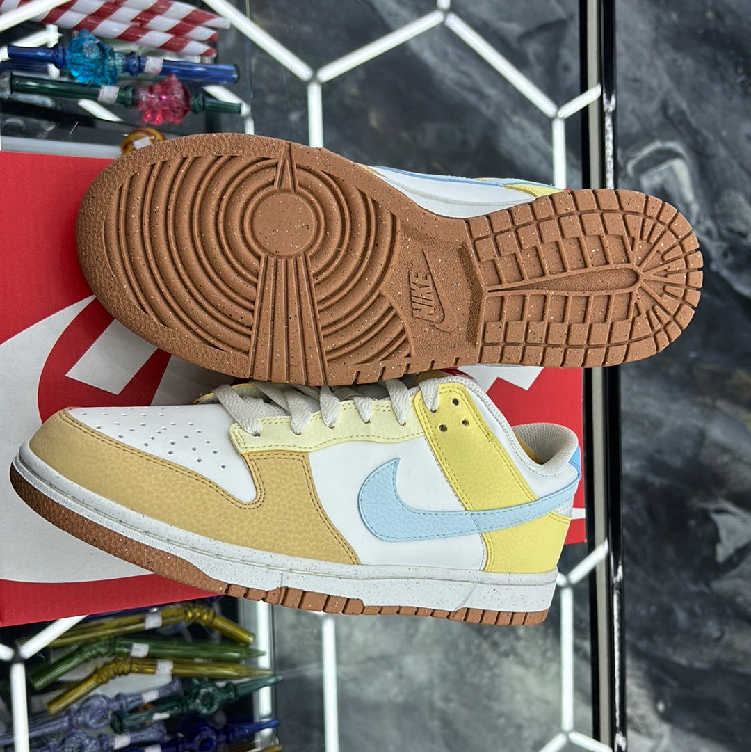 Nike dunk low summit, white/glacier blue, size 9