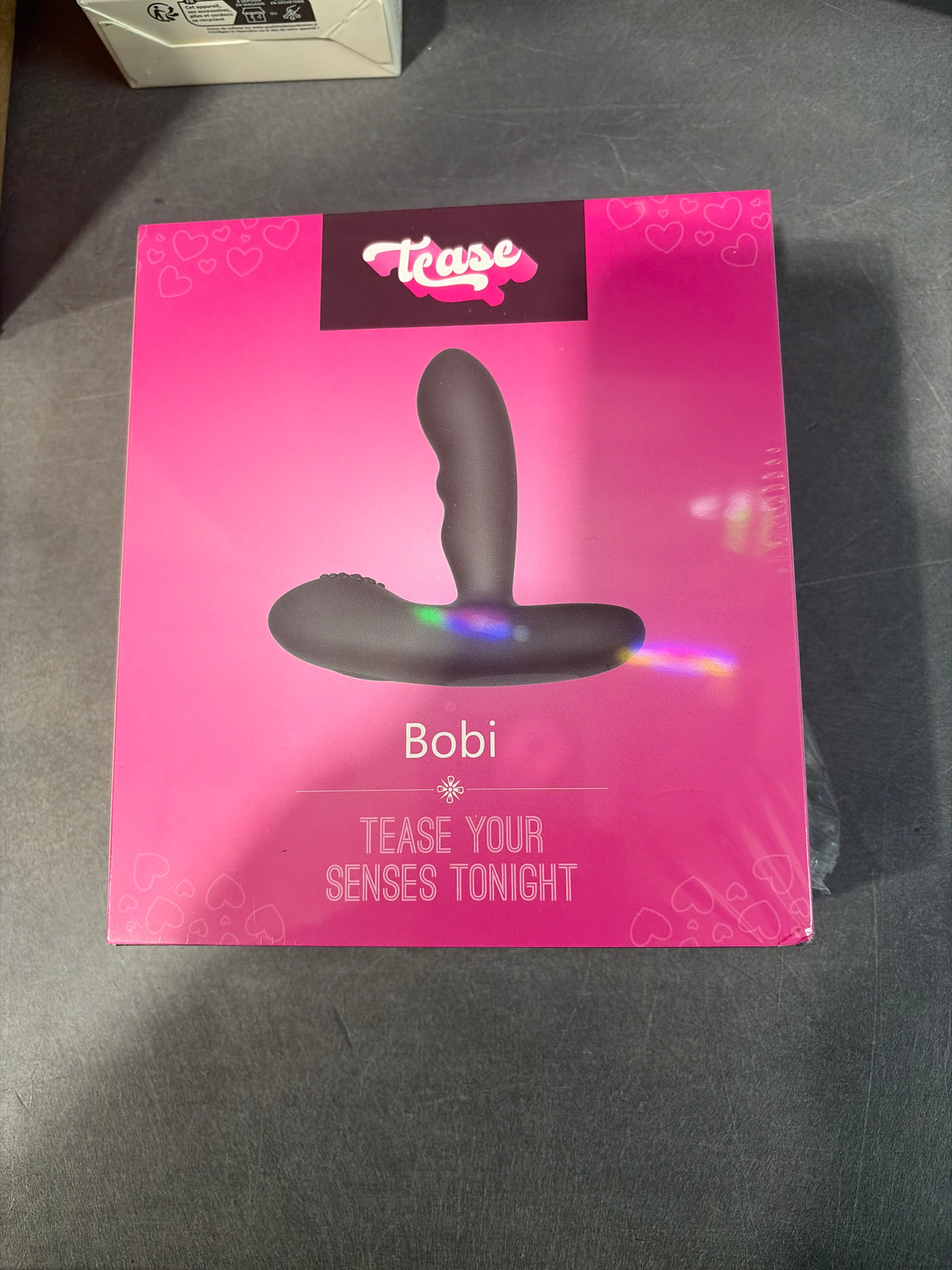 Tease Bobi