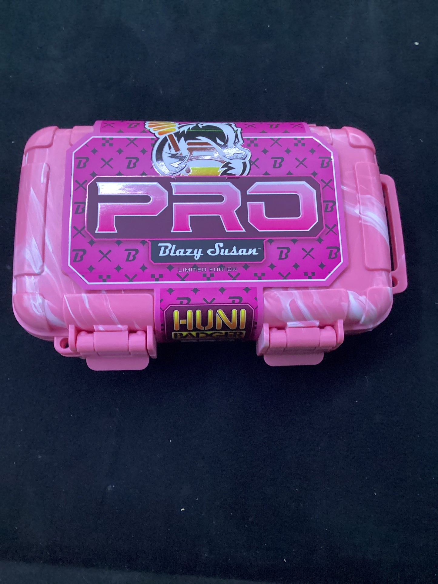 HUNI BADGER portable device electric nectar collector (pink) Blazy Susan