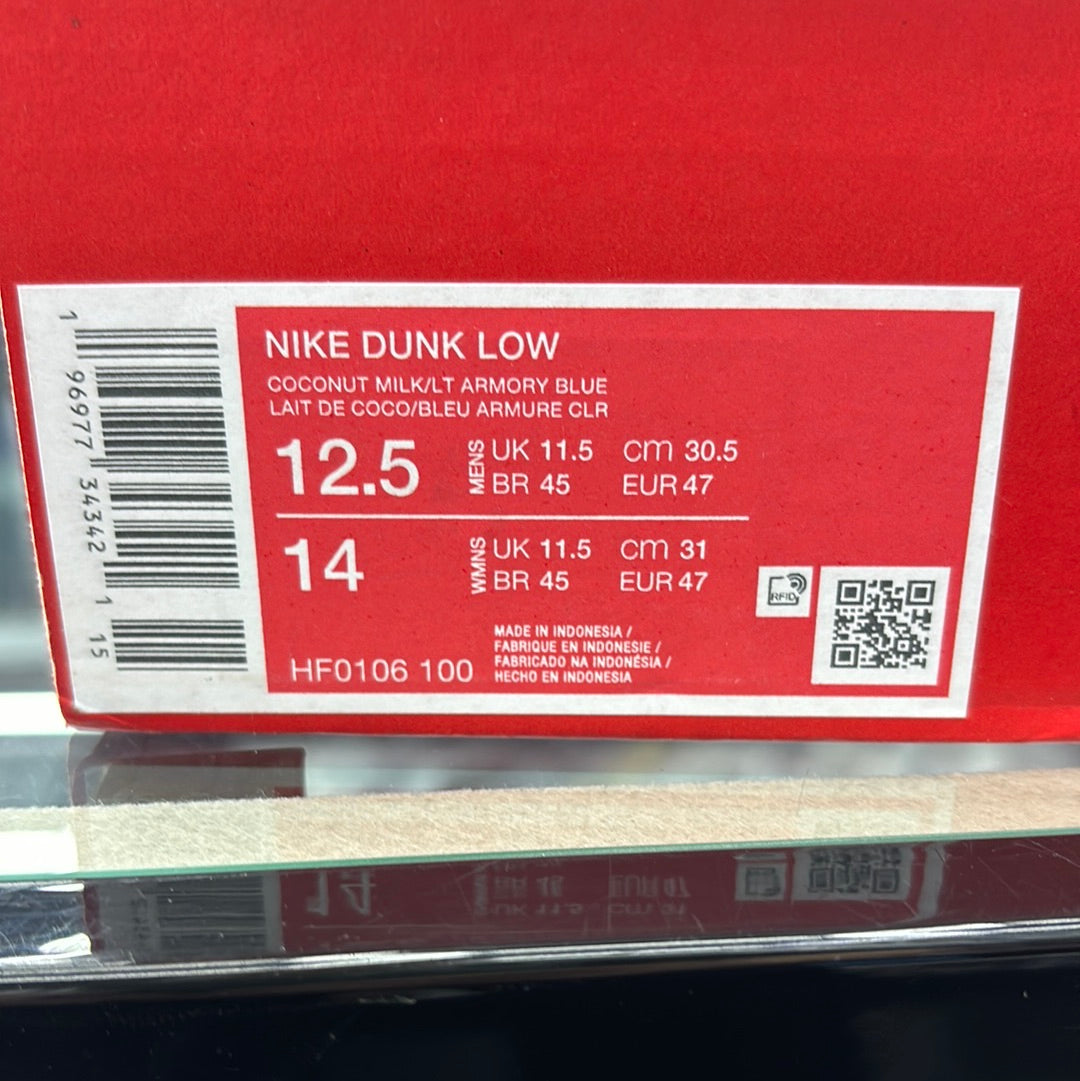 Nike dunk low coconut milk/LT armory Blue size 12.5 M