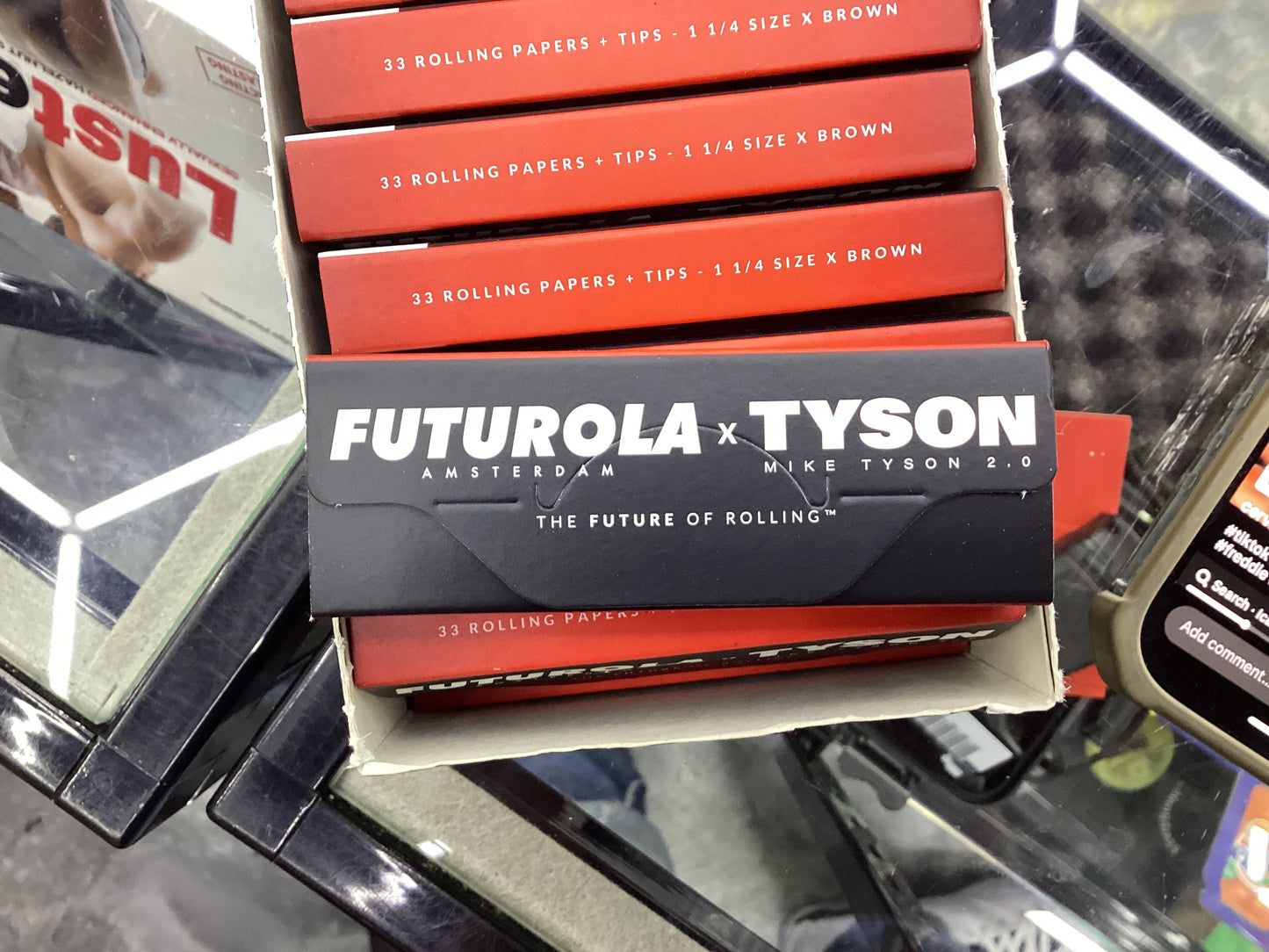 Tyson papers 1 1/4s X black