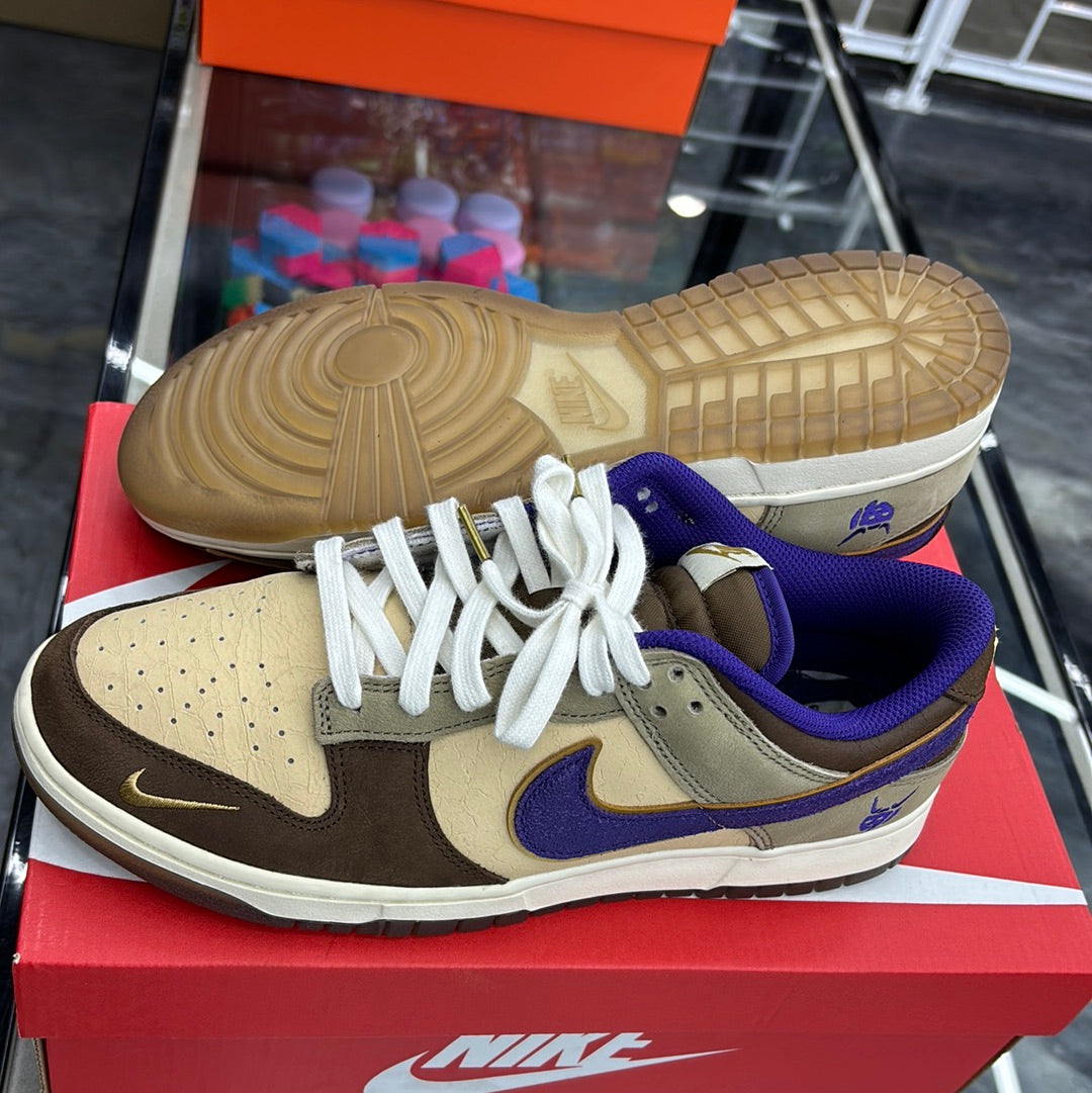 Nike dunk low PRM style DQ5009, color 268 size 9.5 M