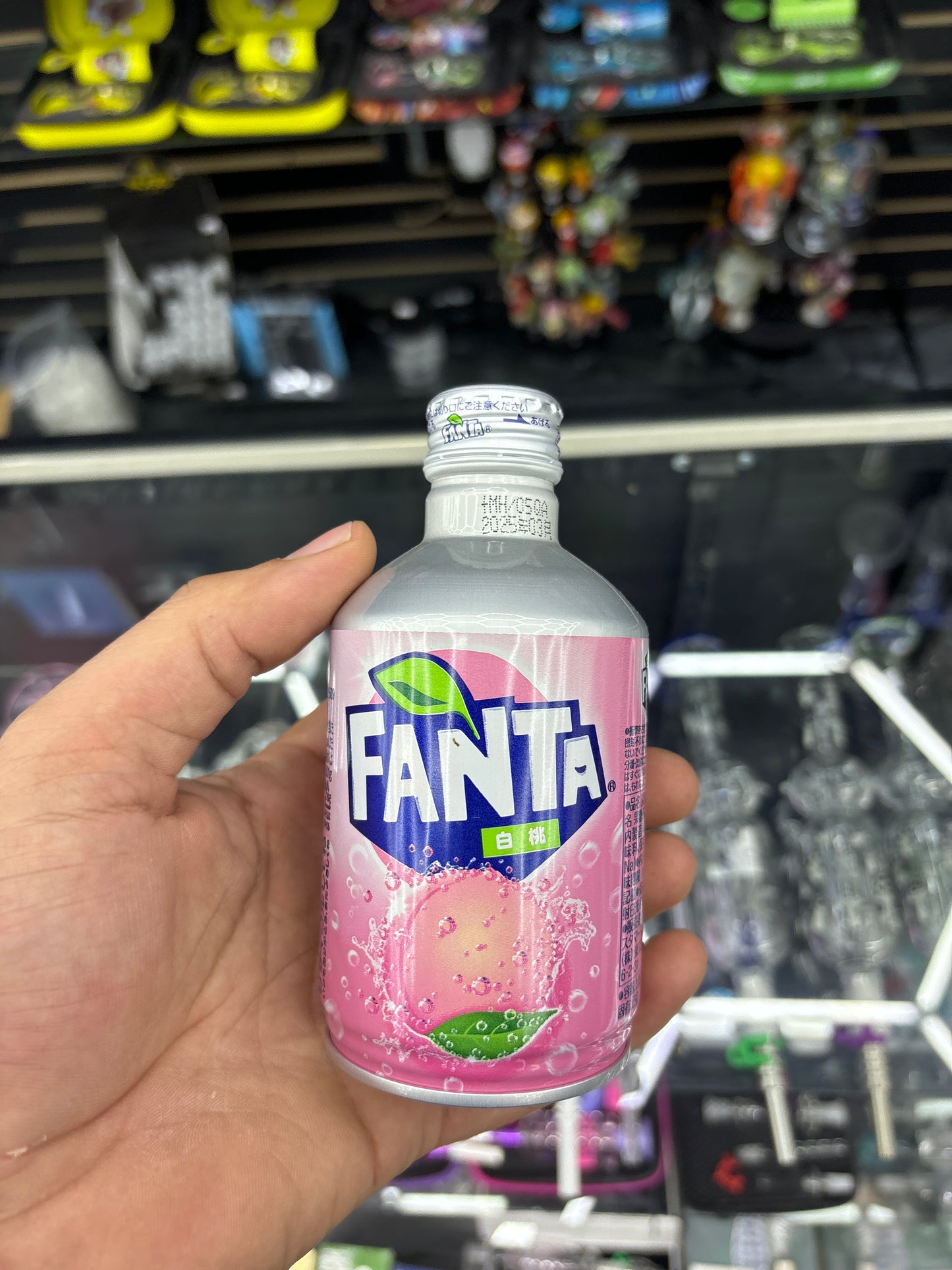 Fanta peach can