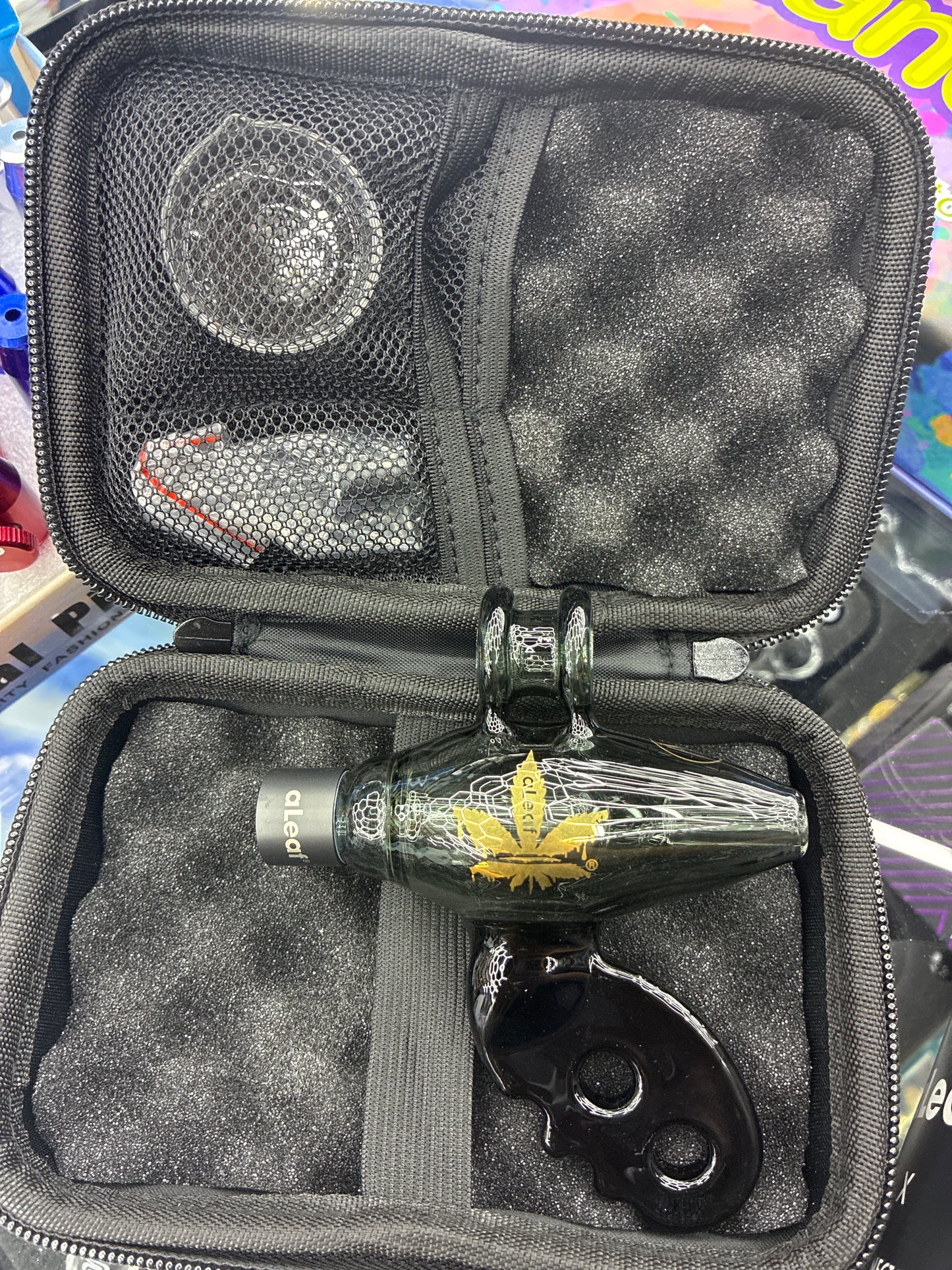 Aleaf the noisy cricket black