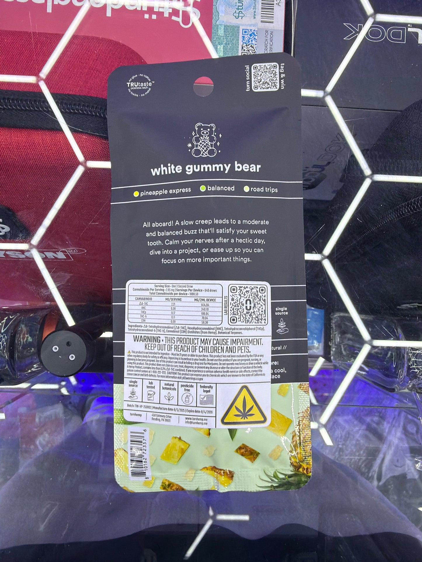 Turn Thcp botanica blends 2g disposable Indica White gummy bear