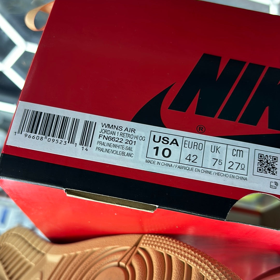Air Jordan 1 retro high og pral white sail size 10