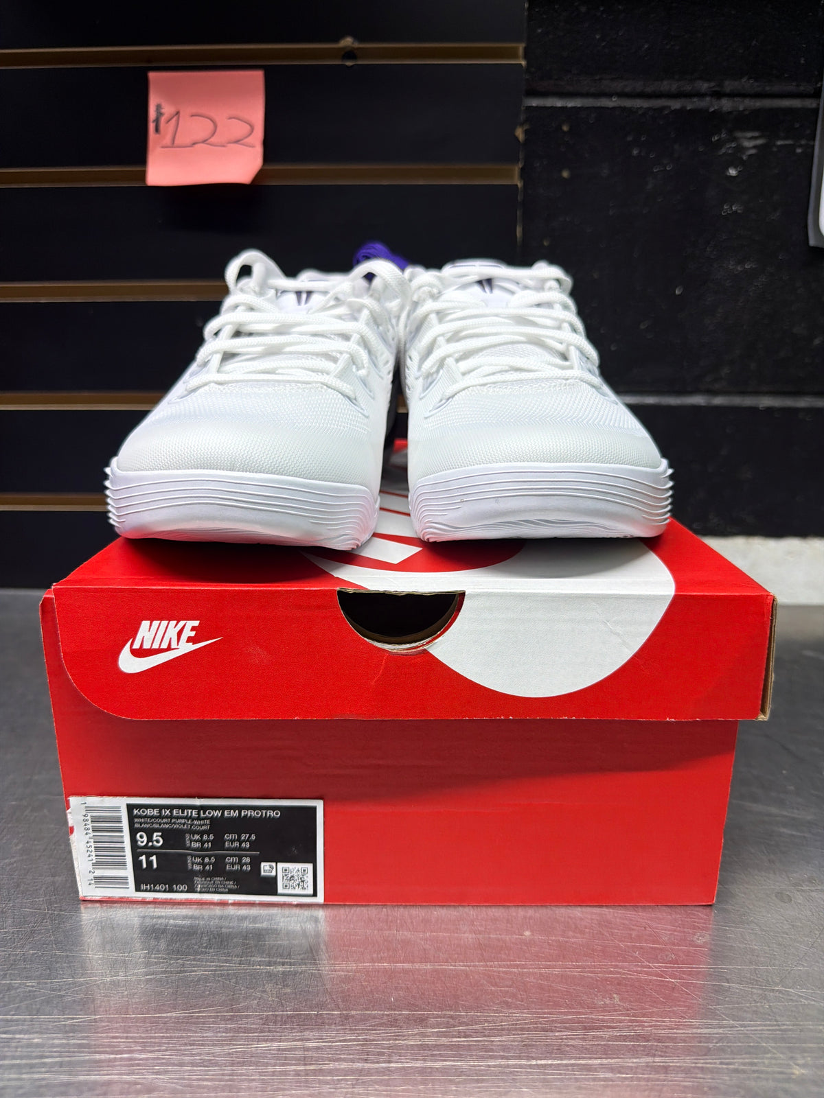 Nike Kobe 9 Elite Low EM Protro White Court Purple Size 9.5