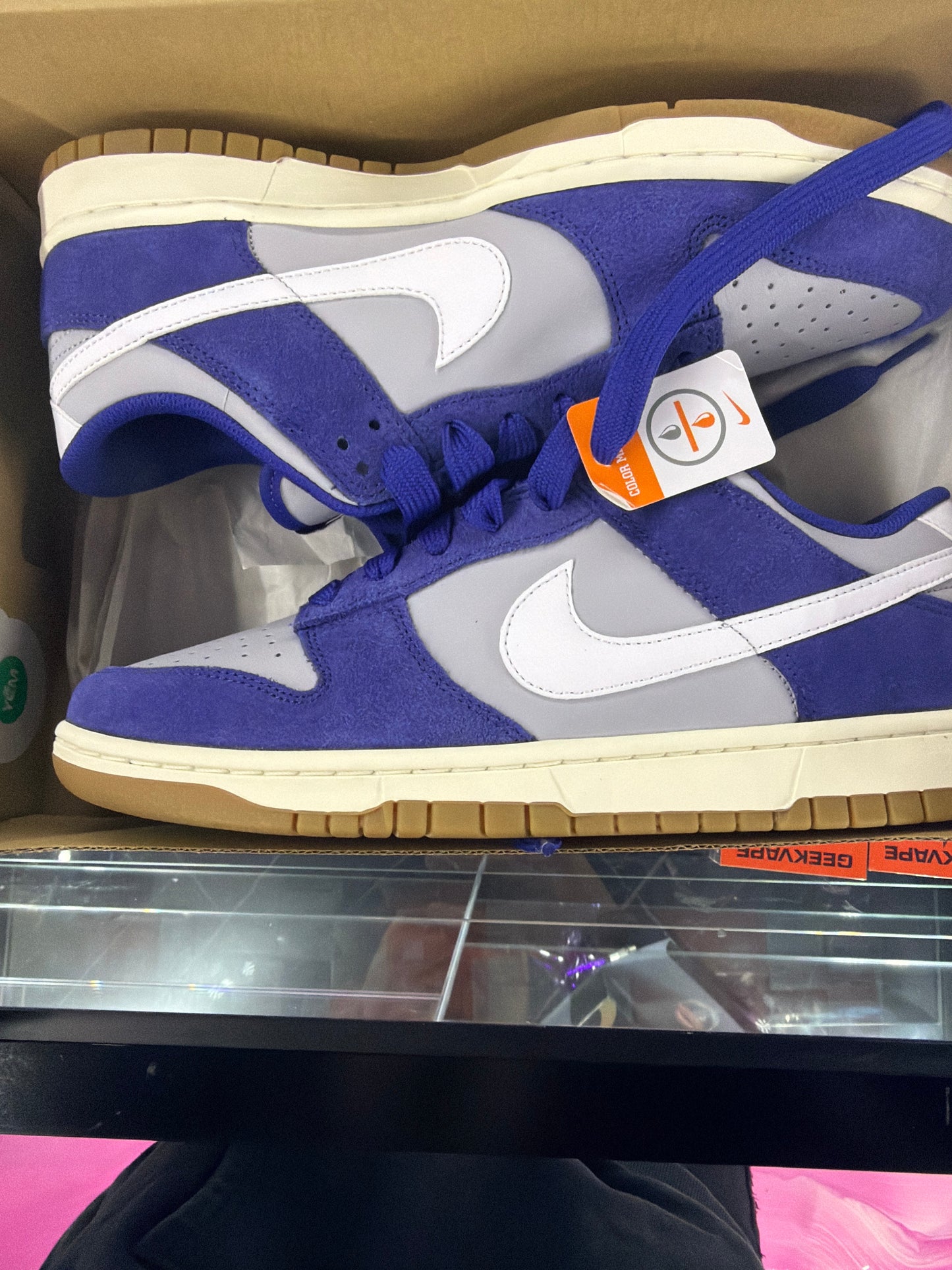 Nike Dunk Low Retro SE Deep Royal Blue Gum
