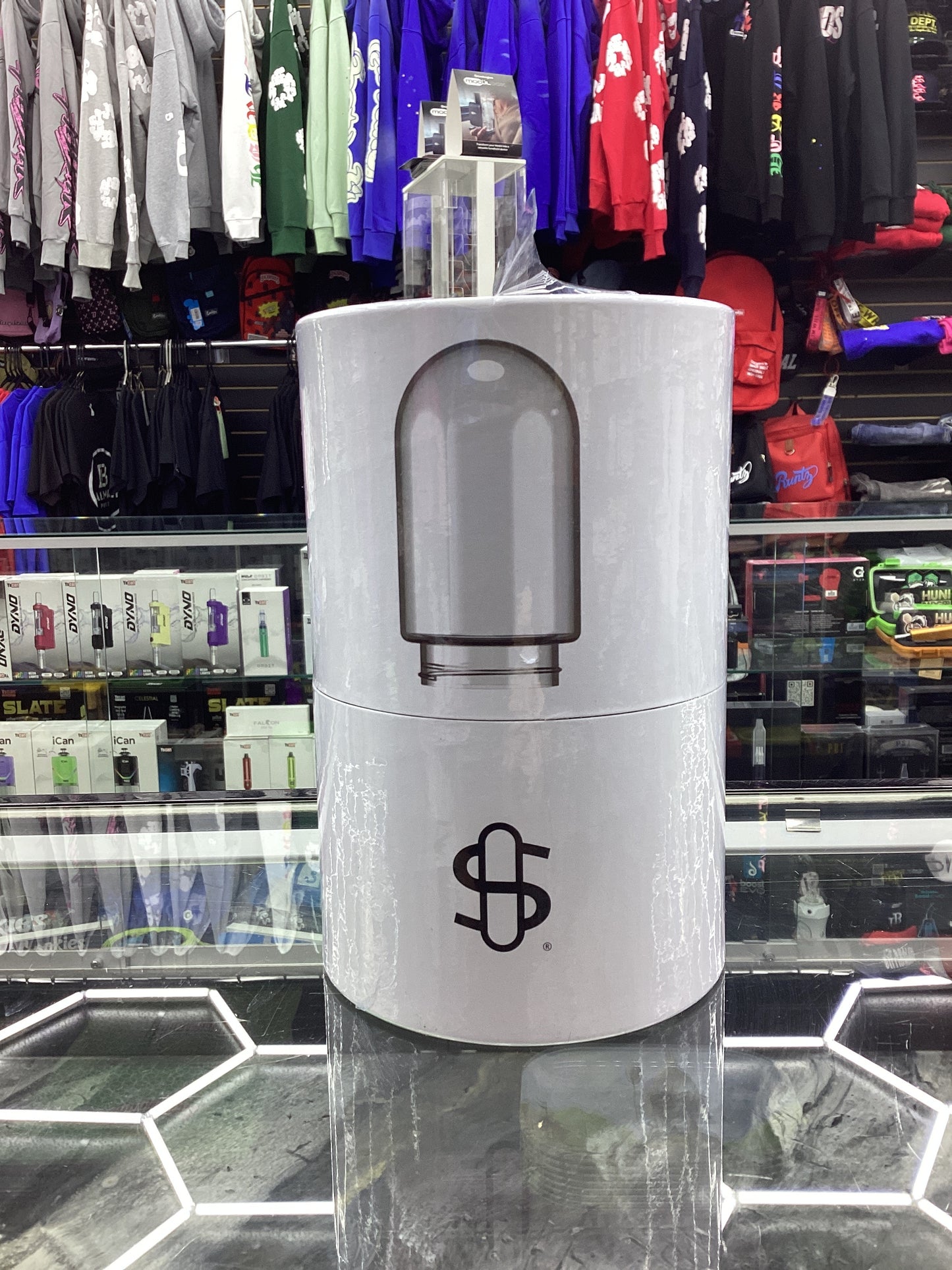 Stundenglass glass globe