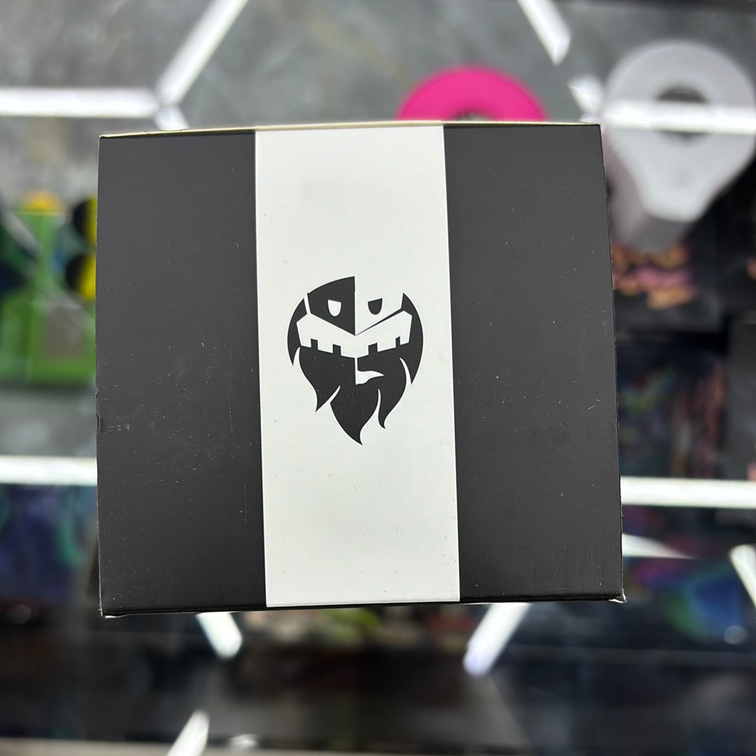 Puffco glass attachment save the bees