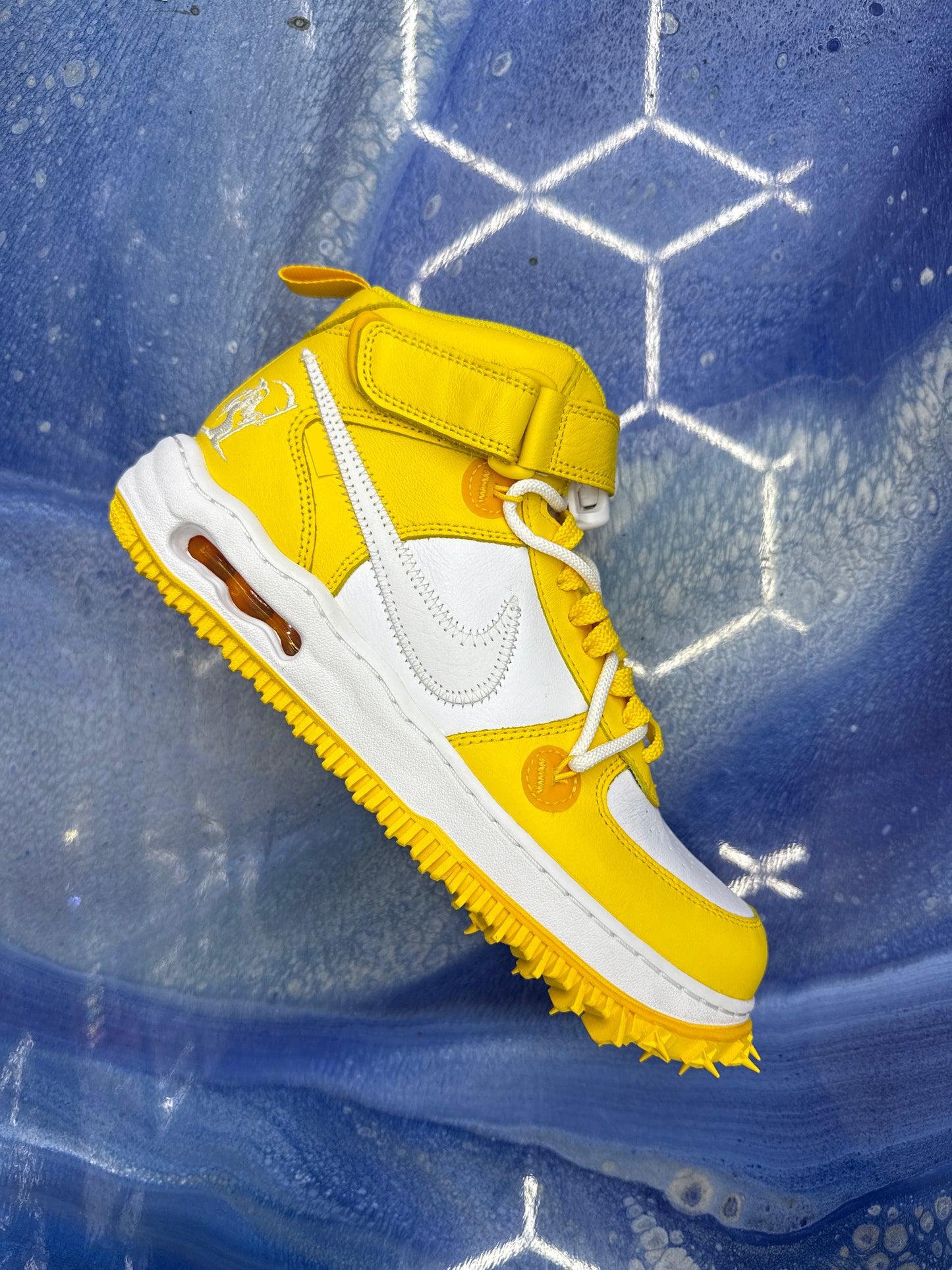 Nike Air Force 1 mid SP off-white varsity maize (men’s) size 9.5