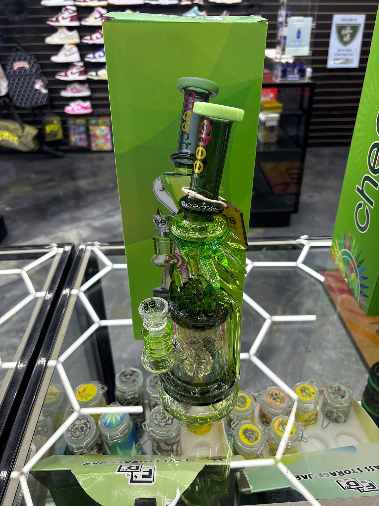Cheech green crystal water pipe CHE – 240 