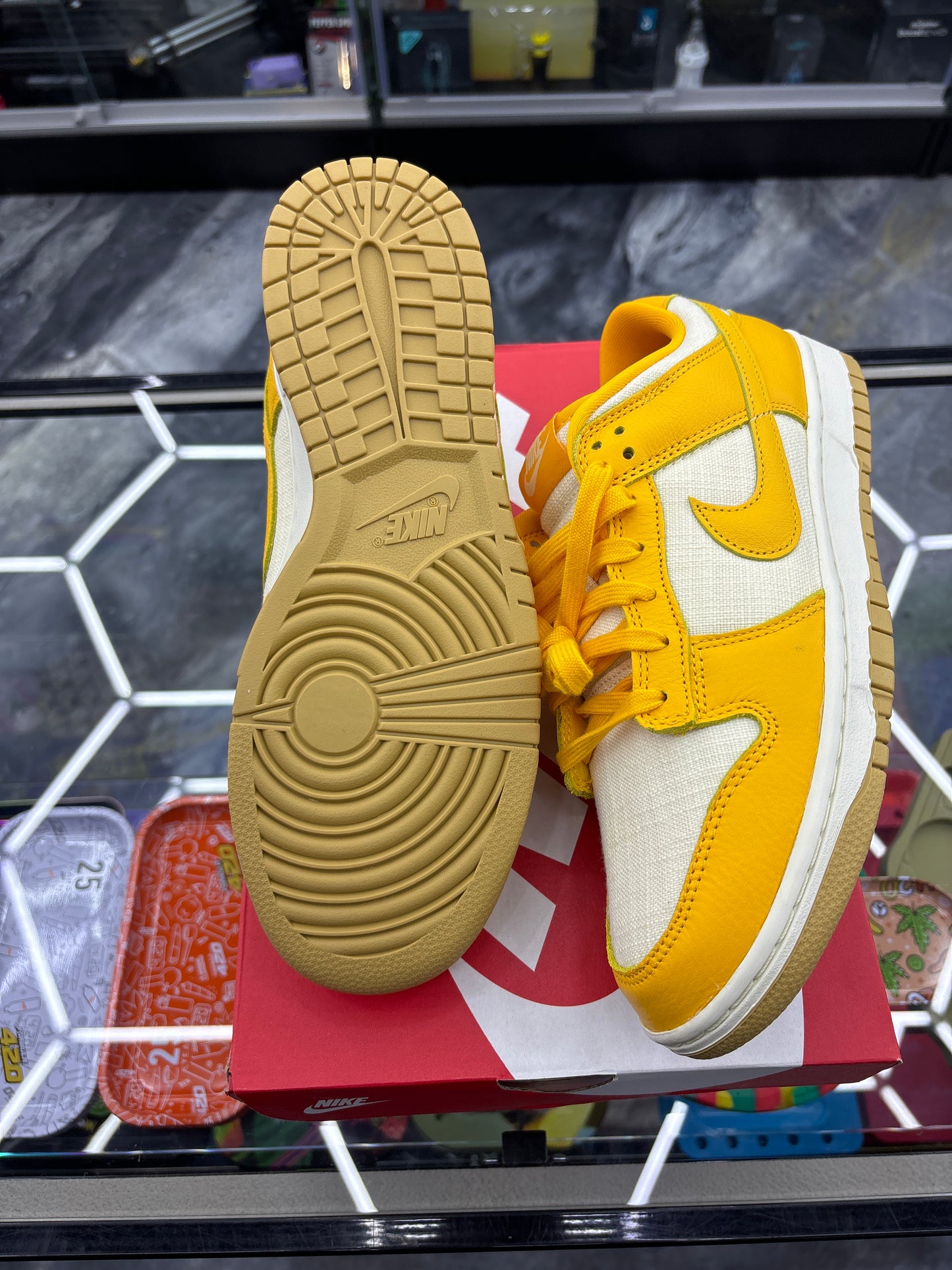 Nike dunk low dark curry/white size 12 M