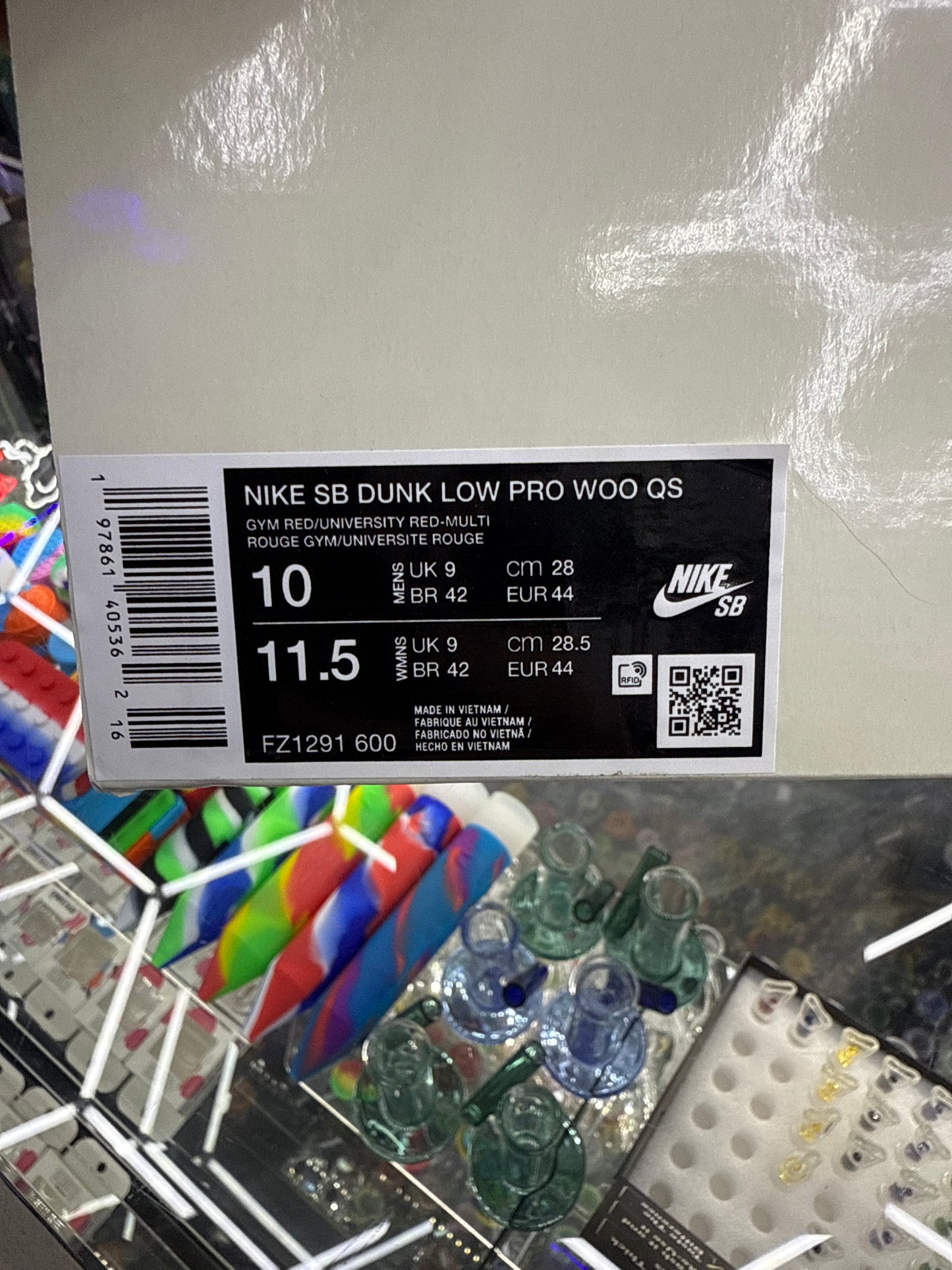 Nike sb dunk Low The wizard of oz poppy filed size 10