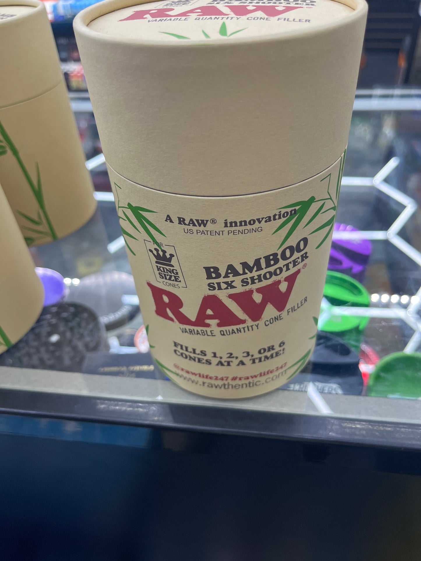 Raw king sized size cone bamboo, six shooter