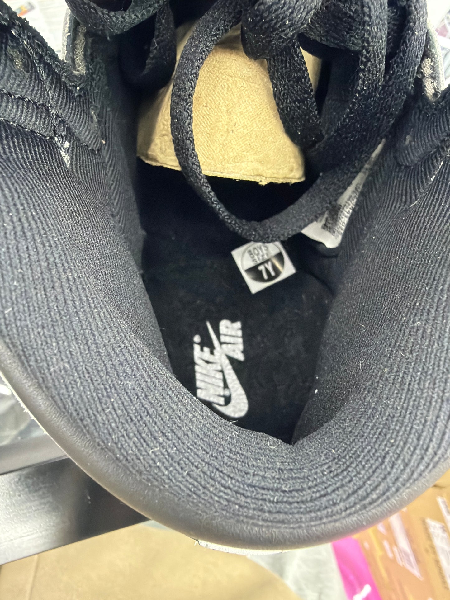 Air Jordan 1 Retro OG GS Sz 7Y
