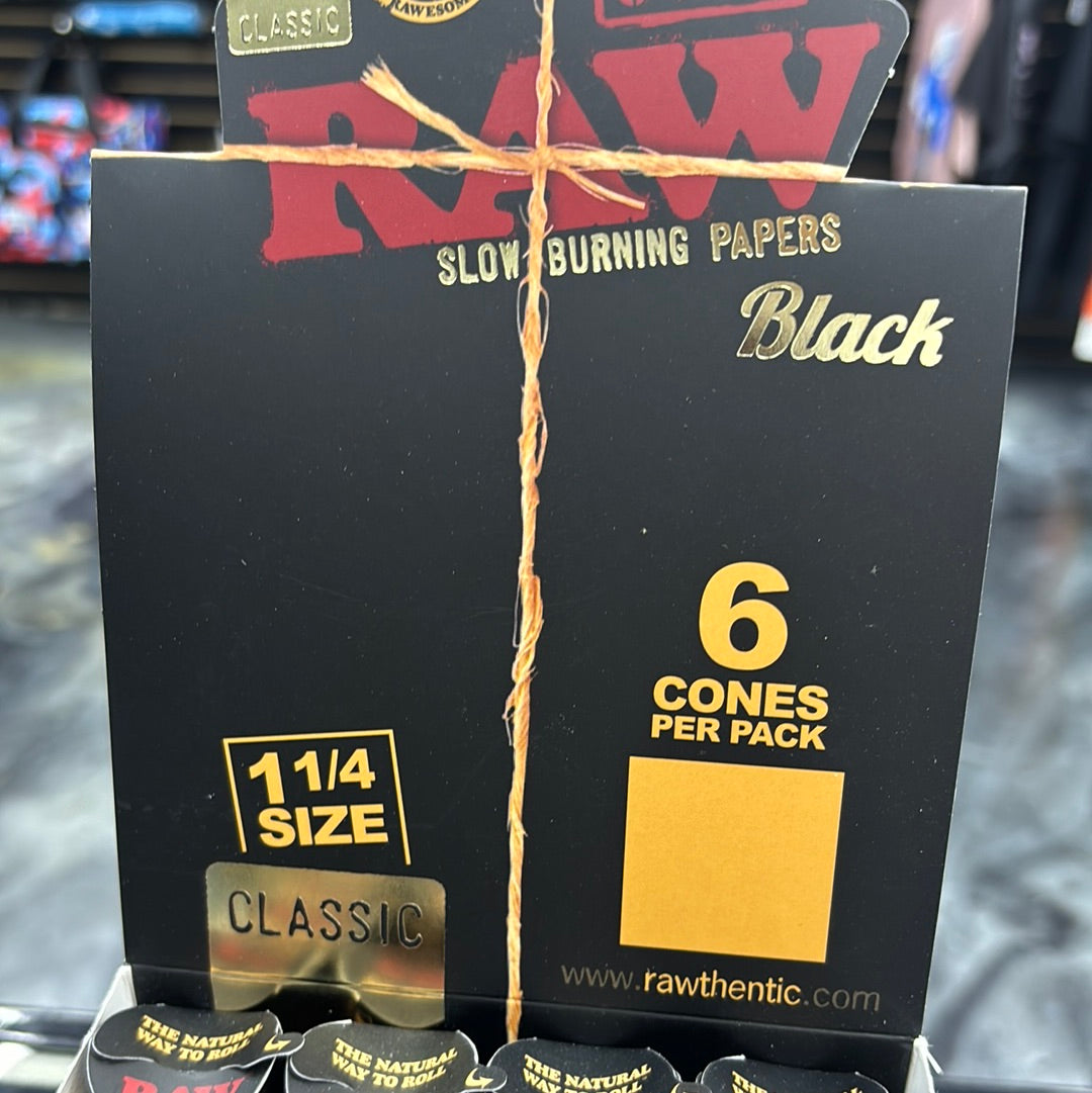 Raw 1 & 1/4 size classic 6pack black