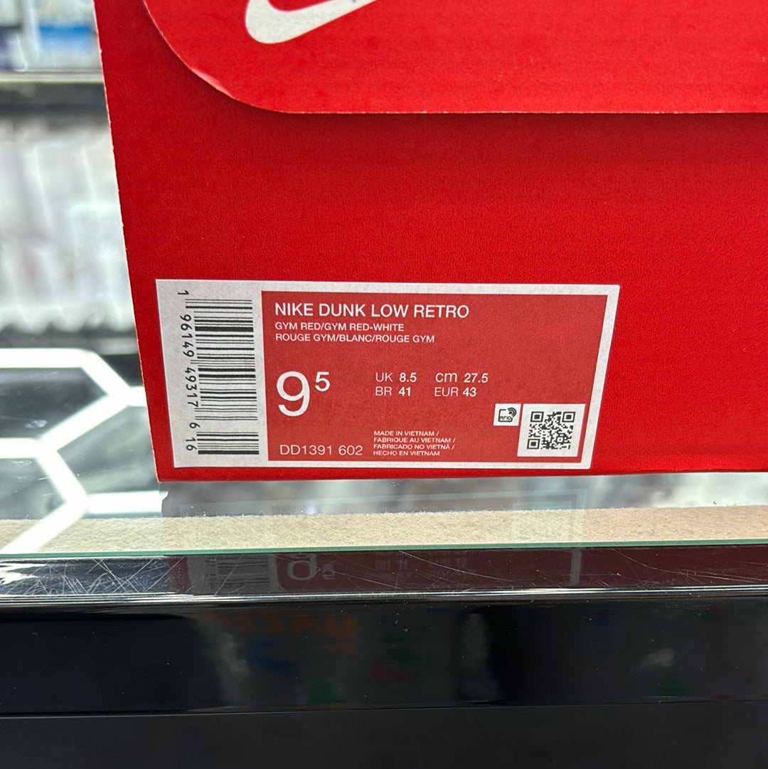 Nike dunk low retro Jim red – Jim size 9.5 M 