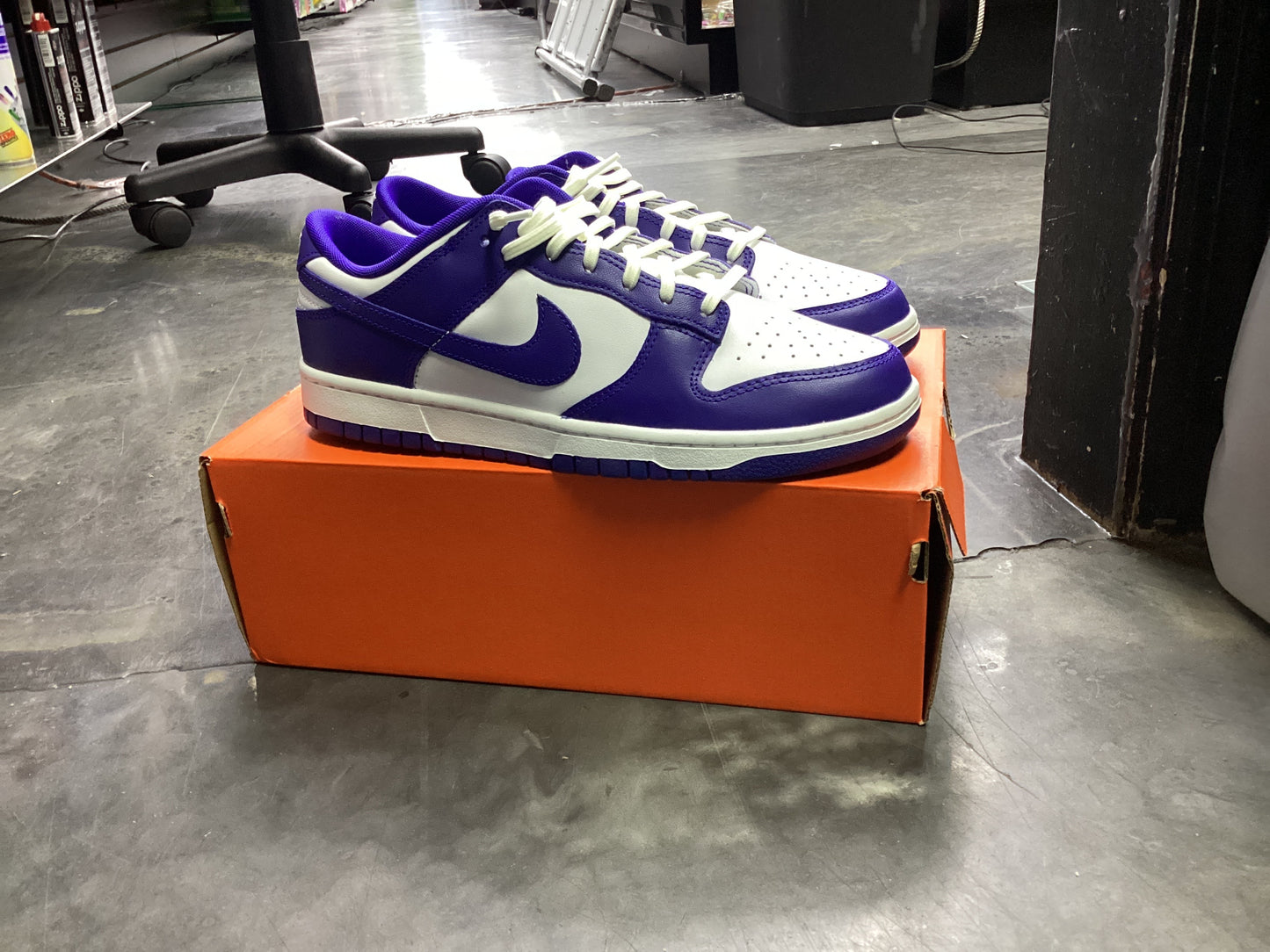 Nike dunk low concord white/ blue Men’s size 9