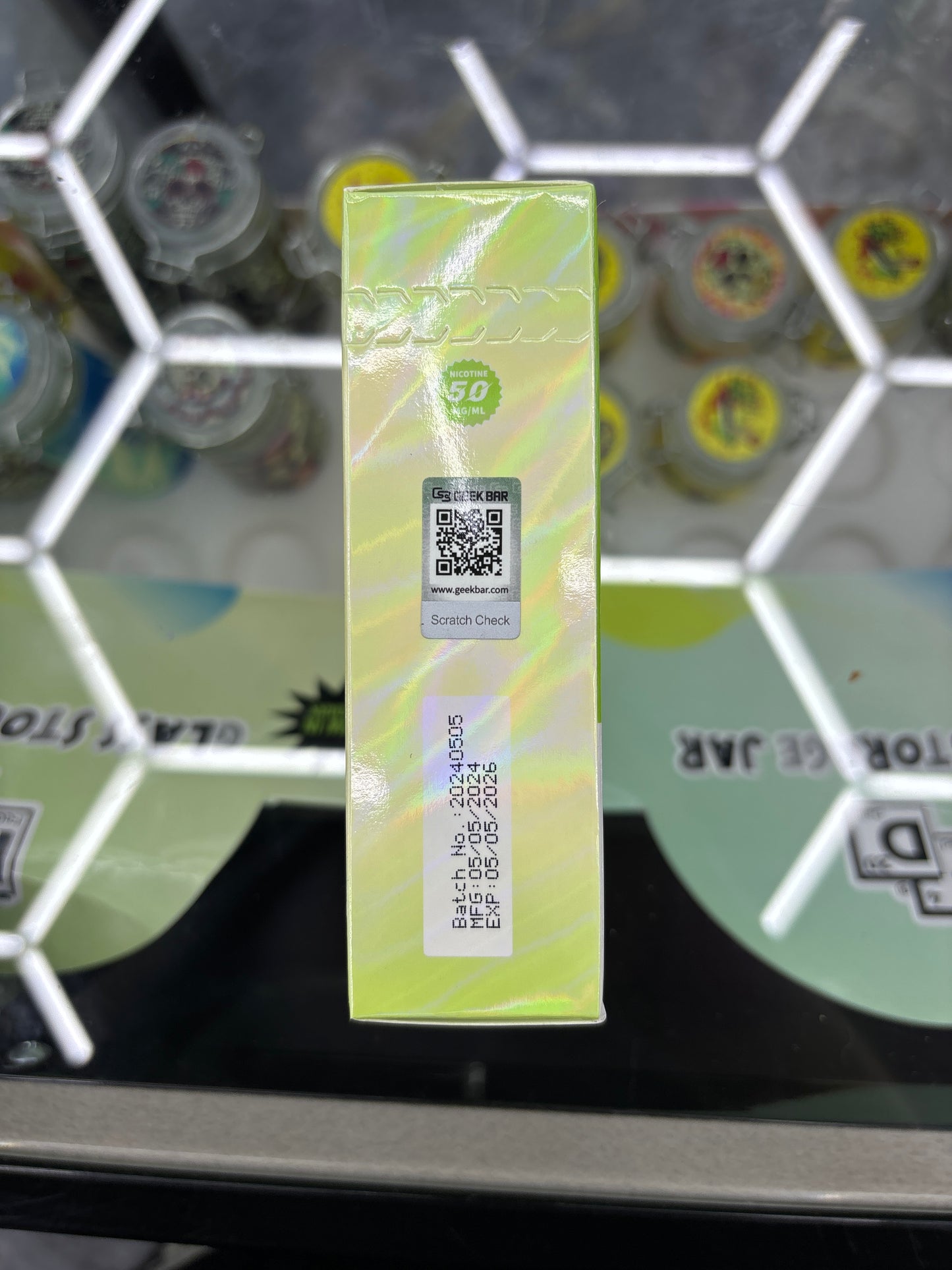 Geek bar skyview sour apple ice