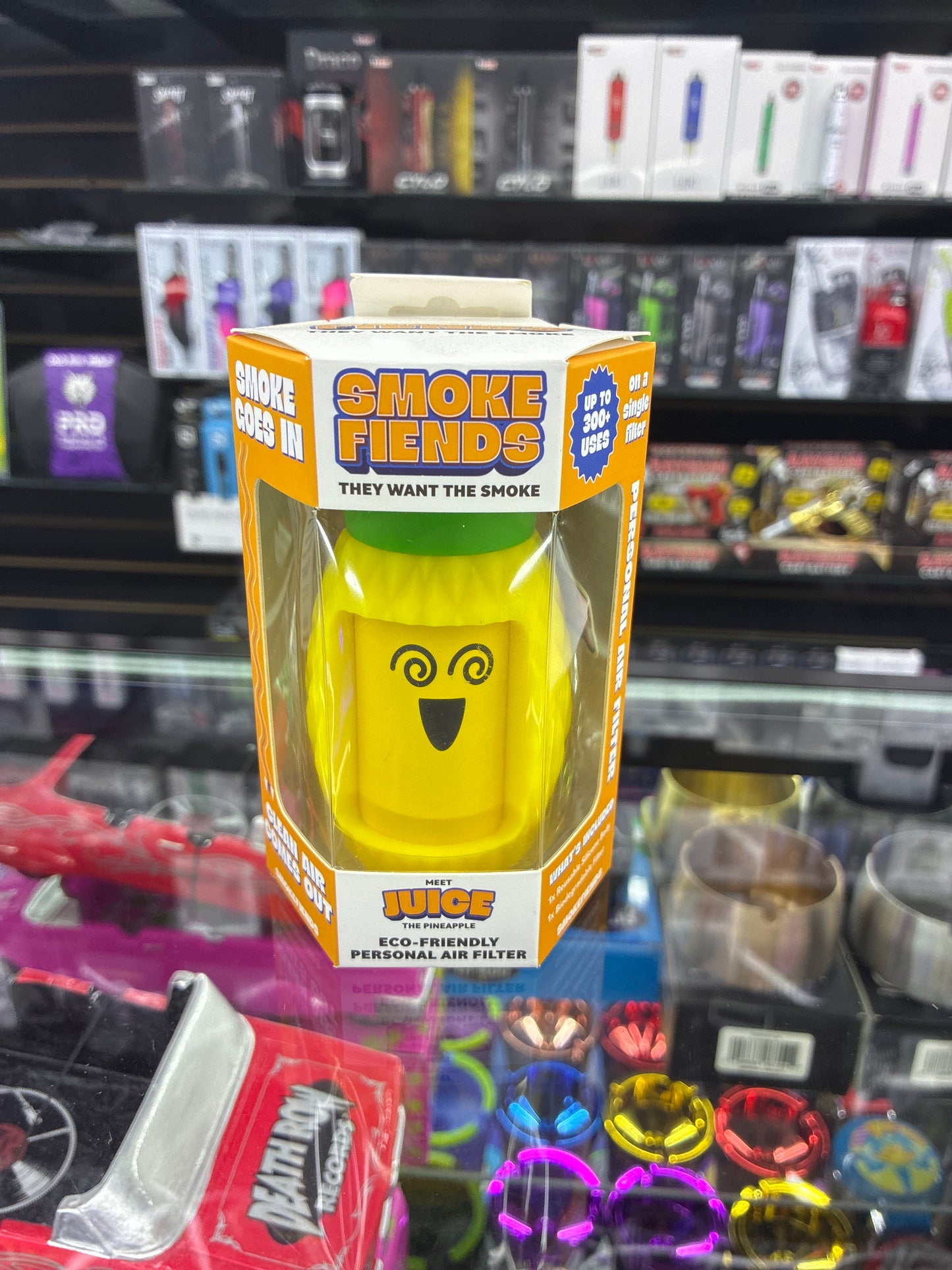 Smoke fiends Juice the Pineapple